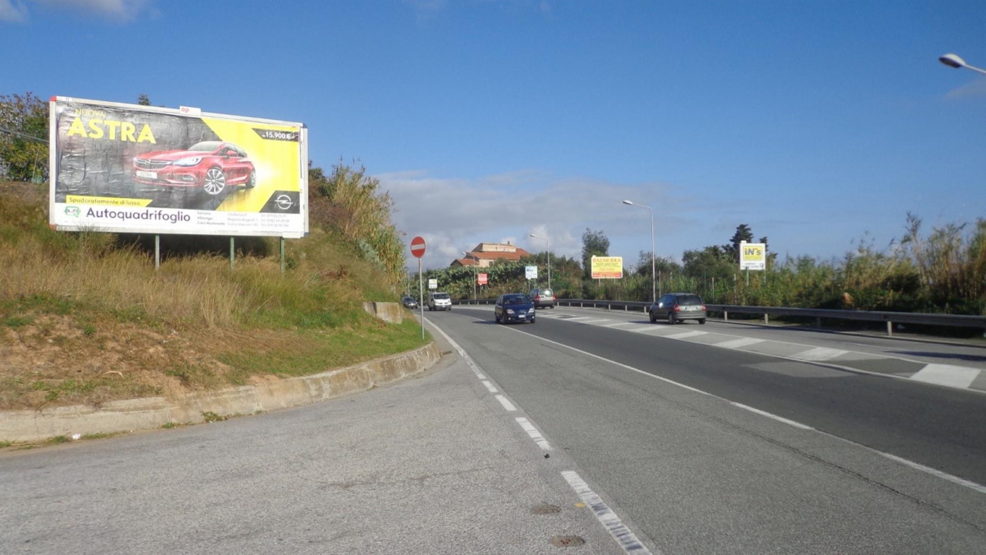 Impianto 6 X 3 a Savona, in zona aQuario