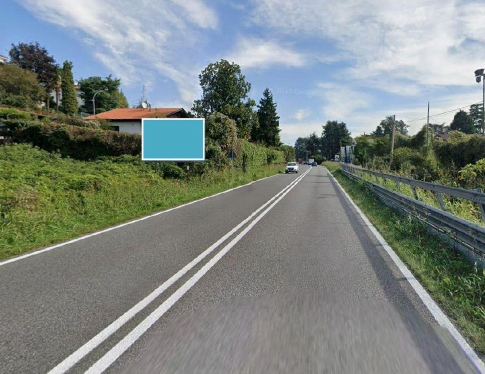 Impianto poster a Lomagna
