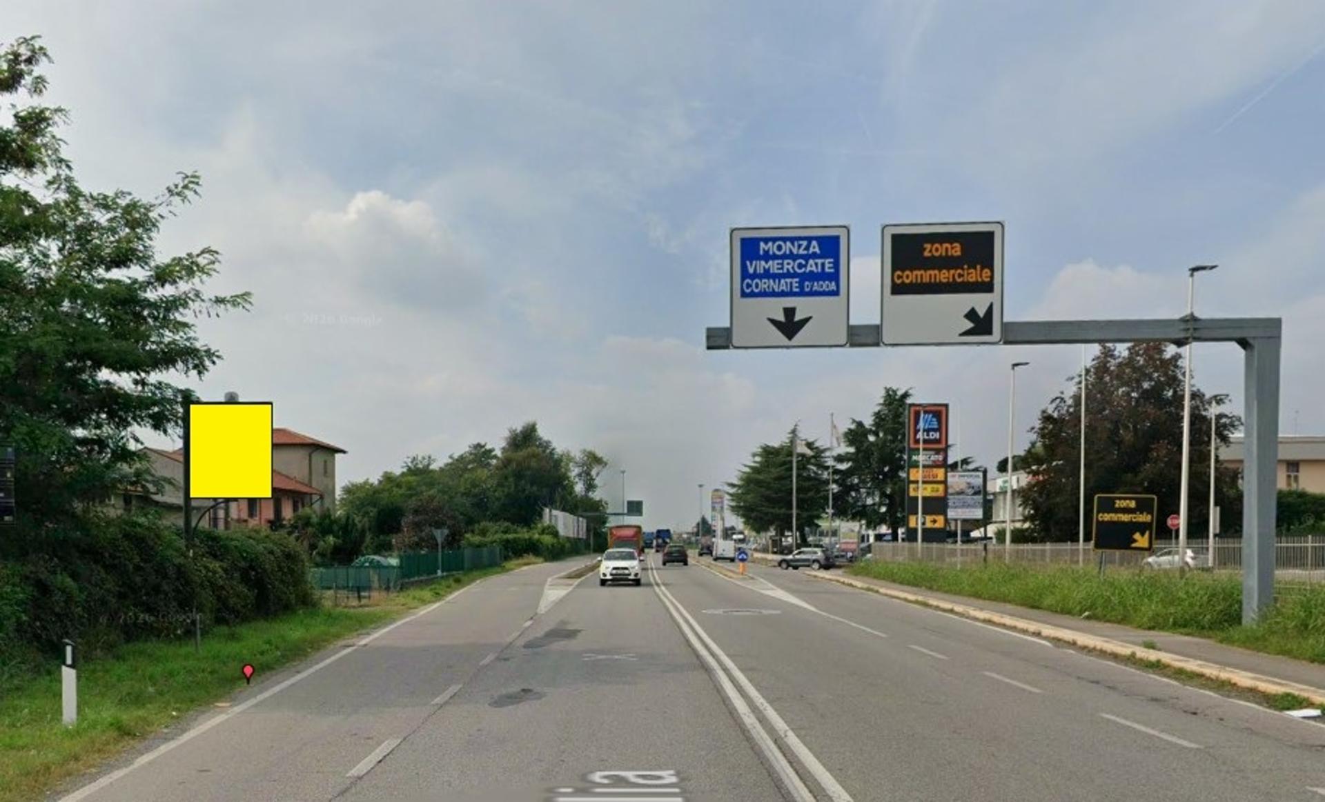 Impianto CARTELLONISTICA a Busnago, in zona Aldi