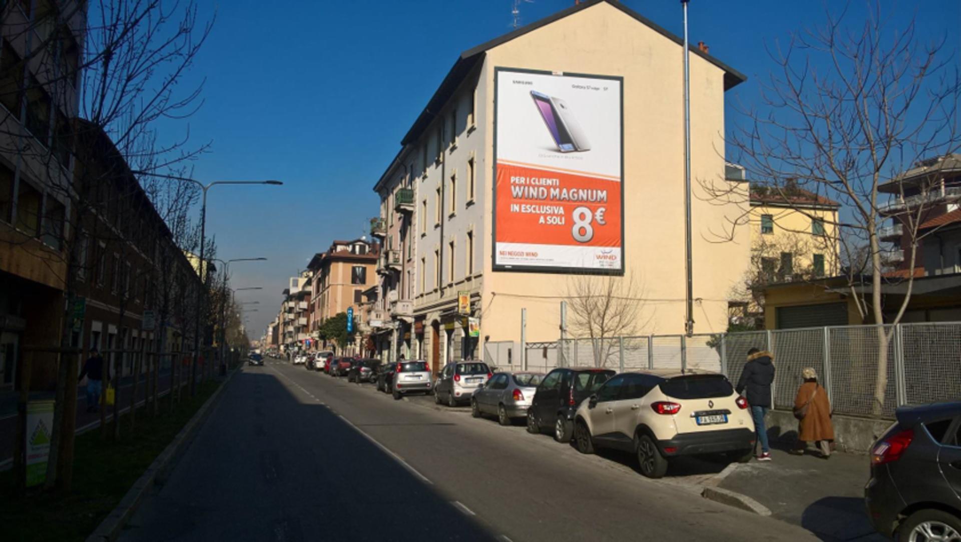 Impianto MEDI FORMATI a Milano, in zona L'immagine Bistrot Ristorante