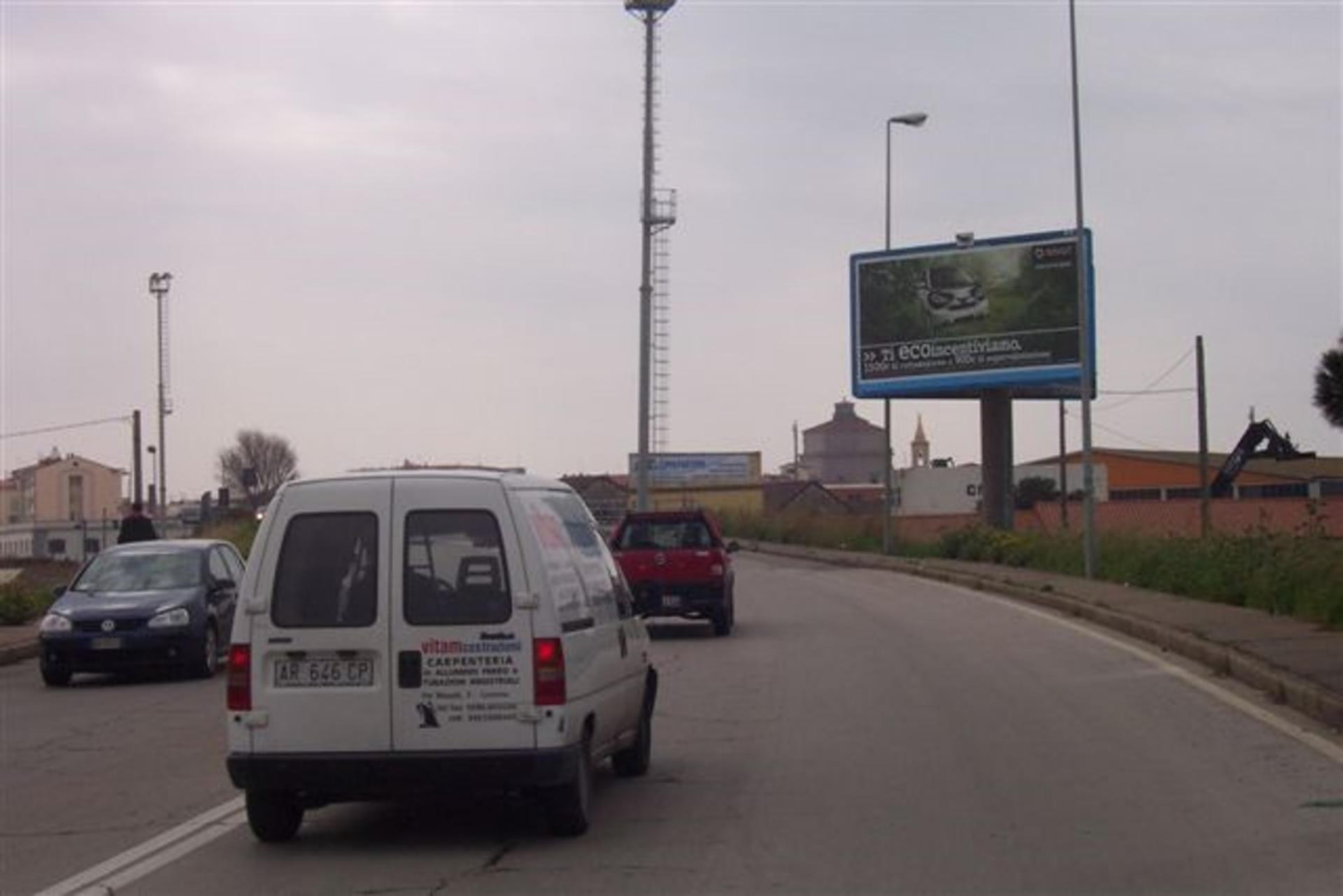 Impianto 6 X 3 a Livorno, in zona La birrosteria dei golosi