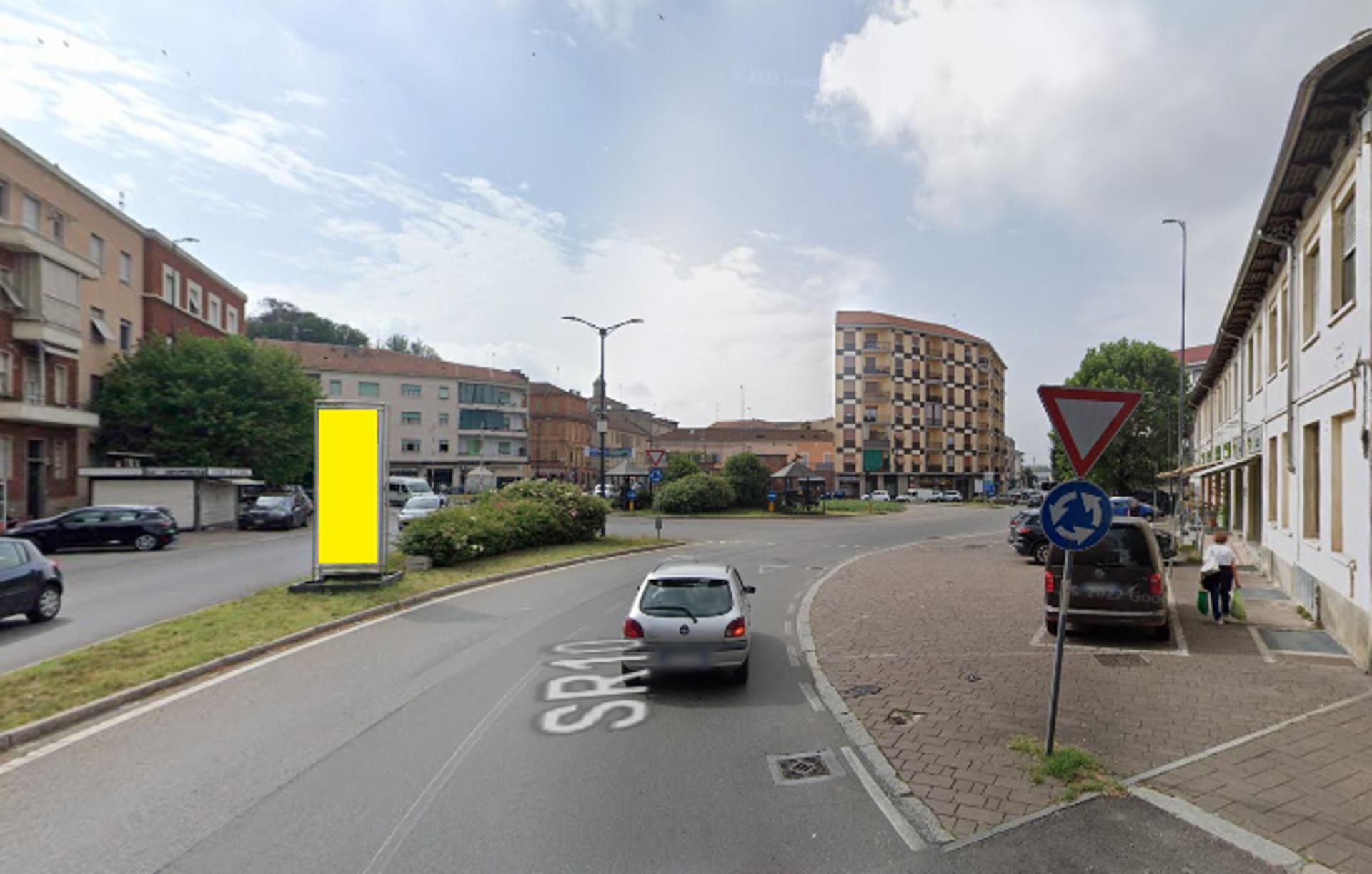 Impianto TOTEM a Asti, in zona Sesto Senso arredamenti