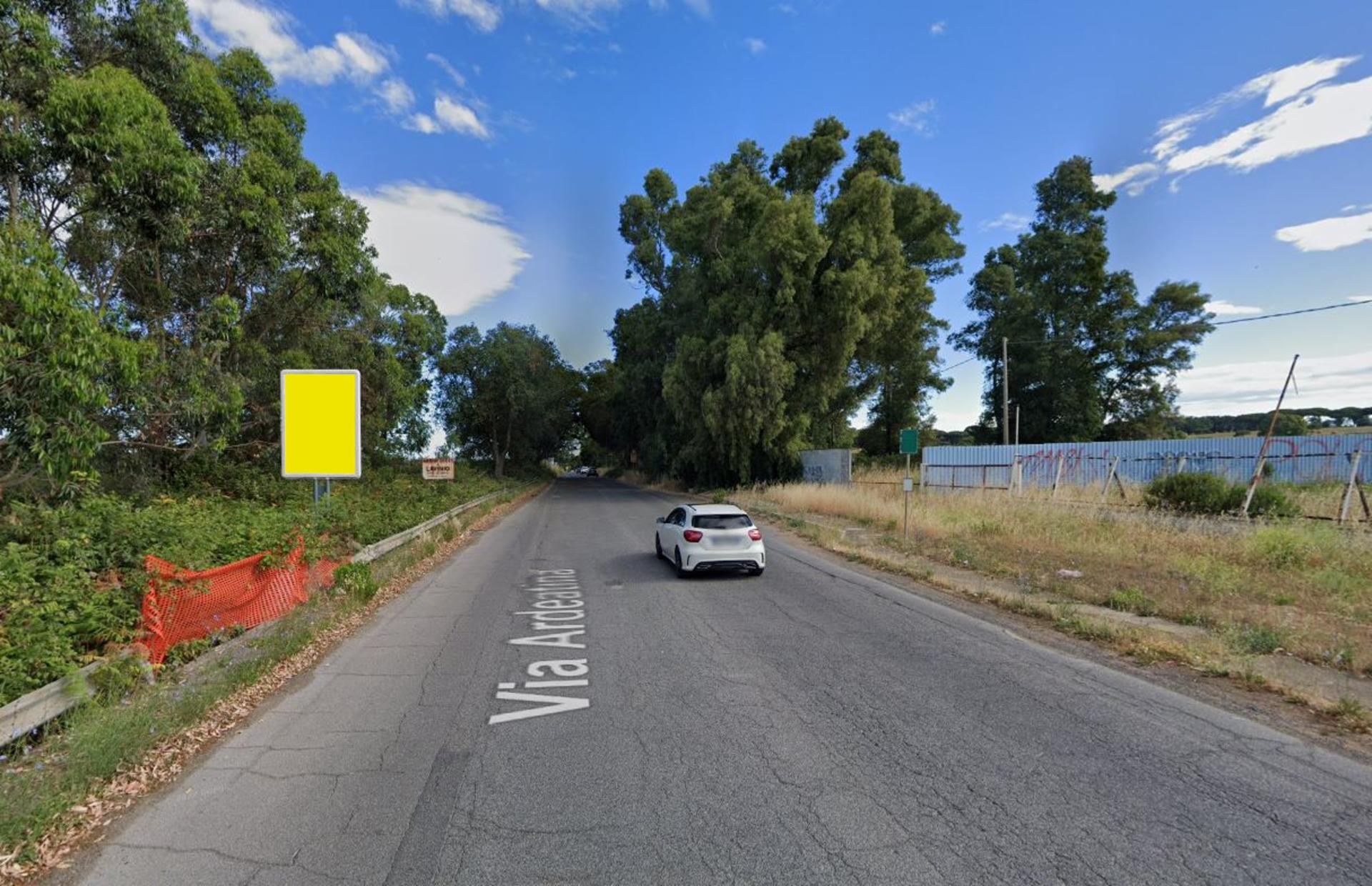 Impianto CARTELLONISTICA a Anzio, in zona In's Mercato