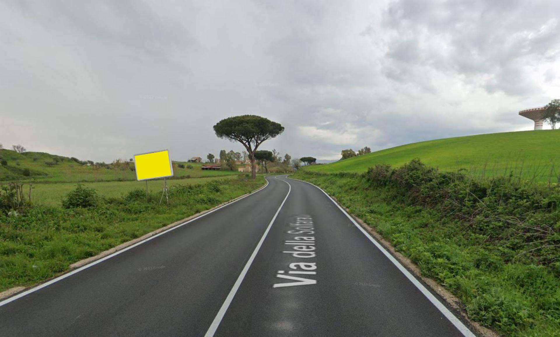 Impianto CARTELLONISTICA a Roma, in zona Piazza Pier Luigi Nervi