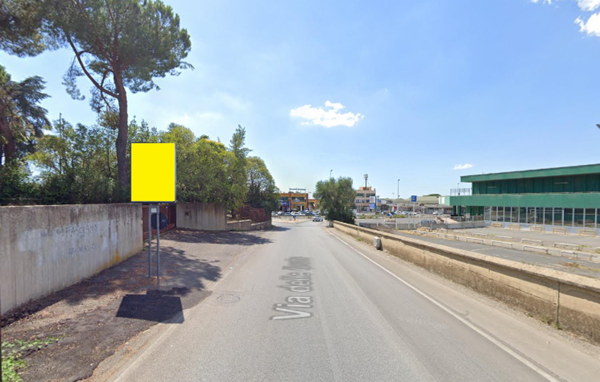 Impianto CARTELLONISTICA a Ariccia, in zona Centro Commerciale SEI.CINQUE