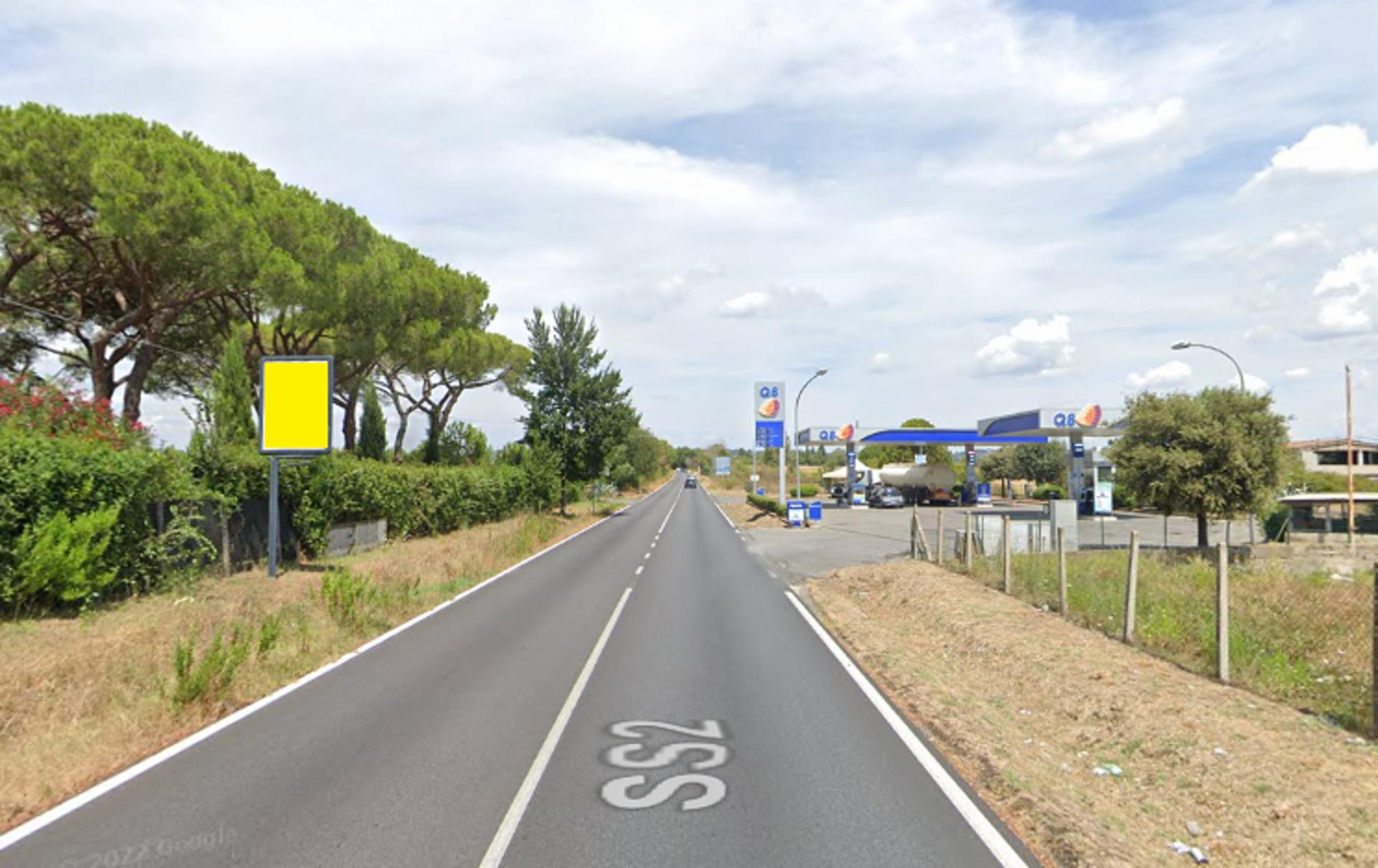 Impianto CARTELLONISTICA a Roma, in zona Q8