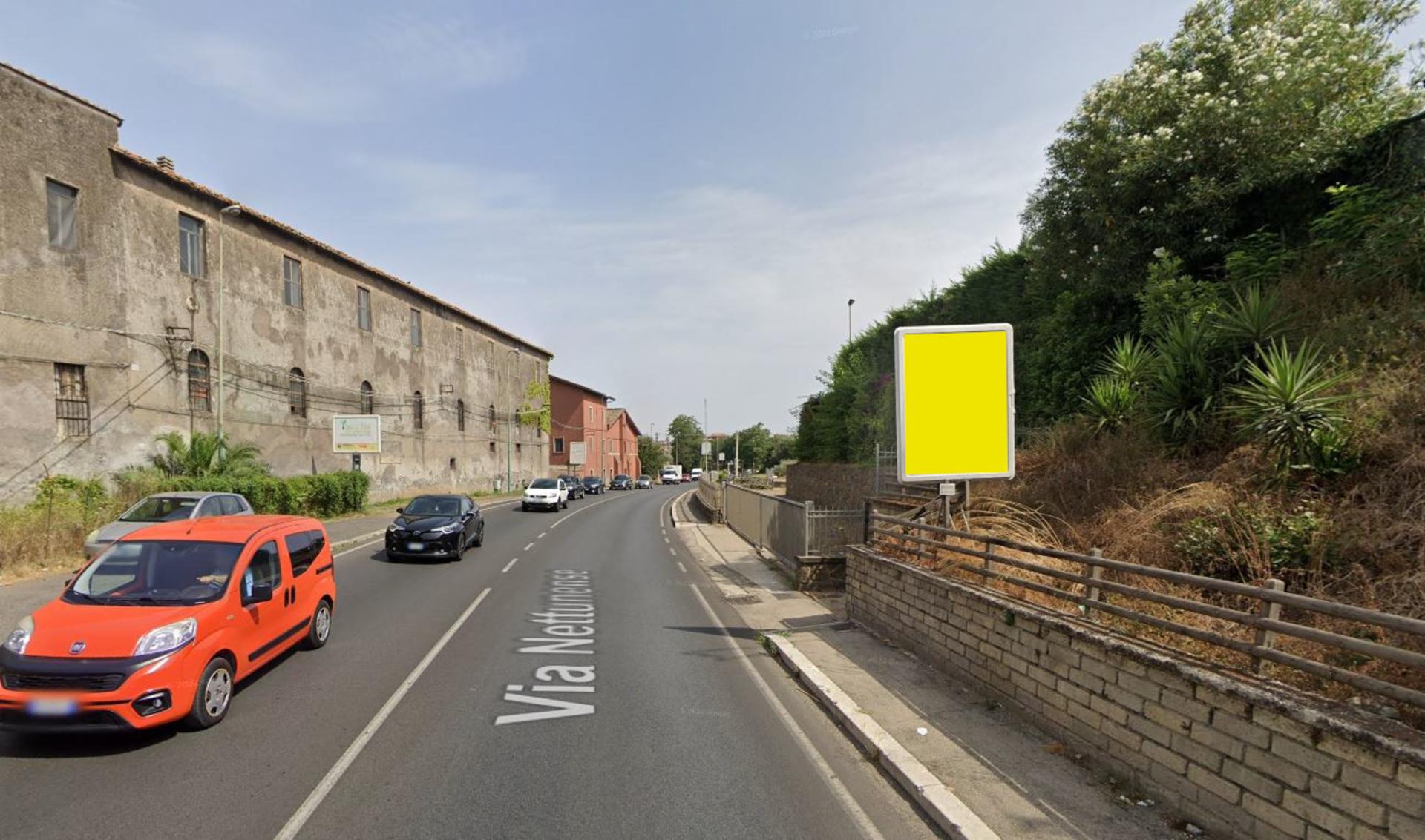 Impianto CARTELLONISTICA a Castel Gandolfo, in zona Trattoria della Sosta