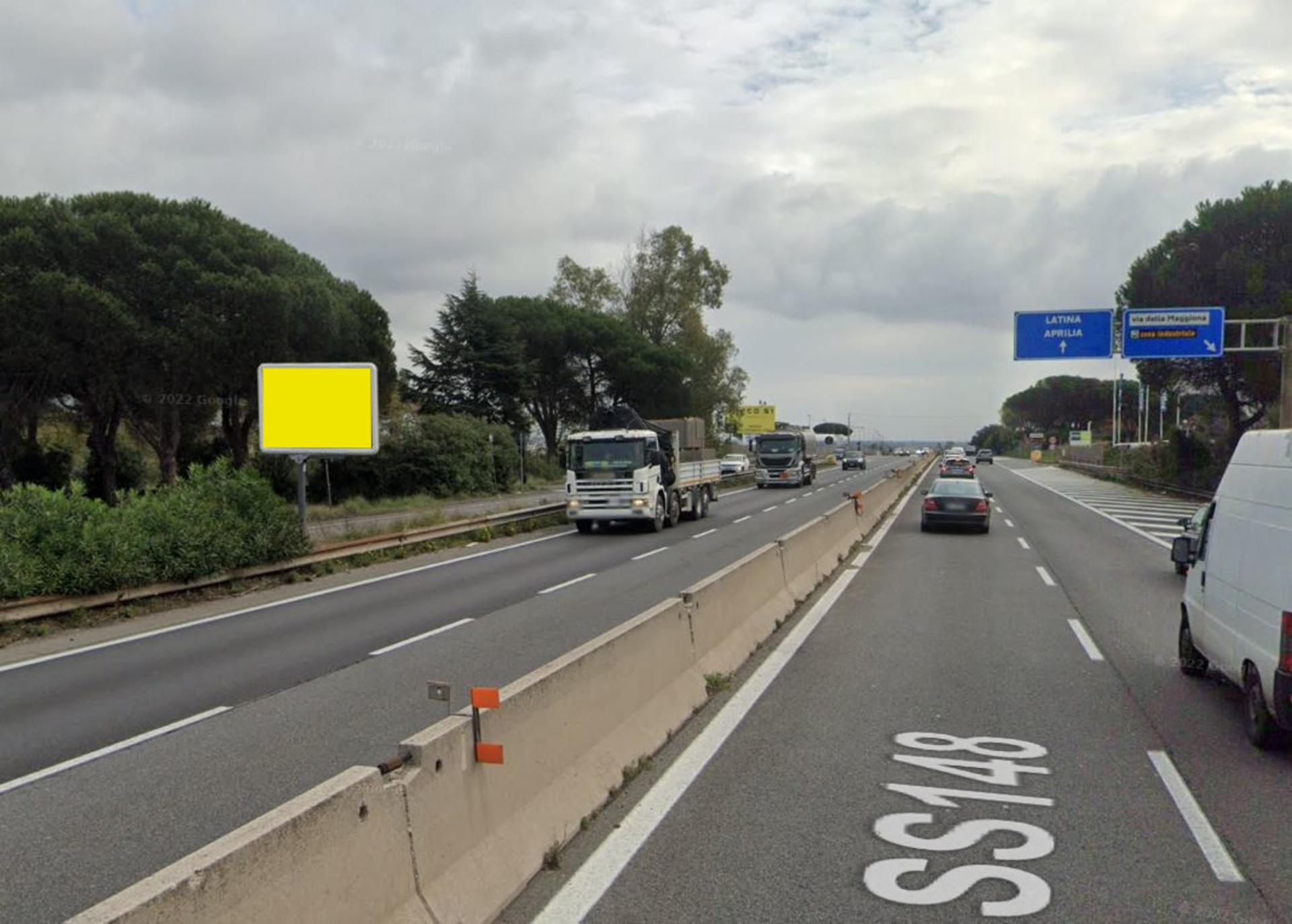 Impianto POSTER a Pomezia, in zona Manzo Criminale