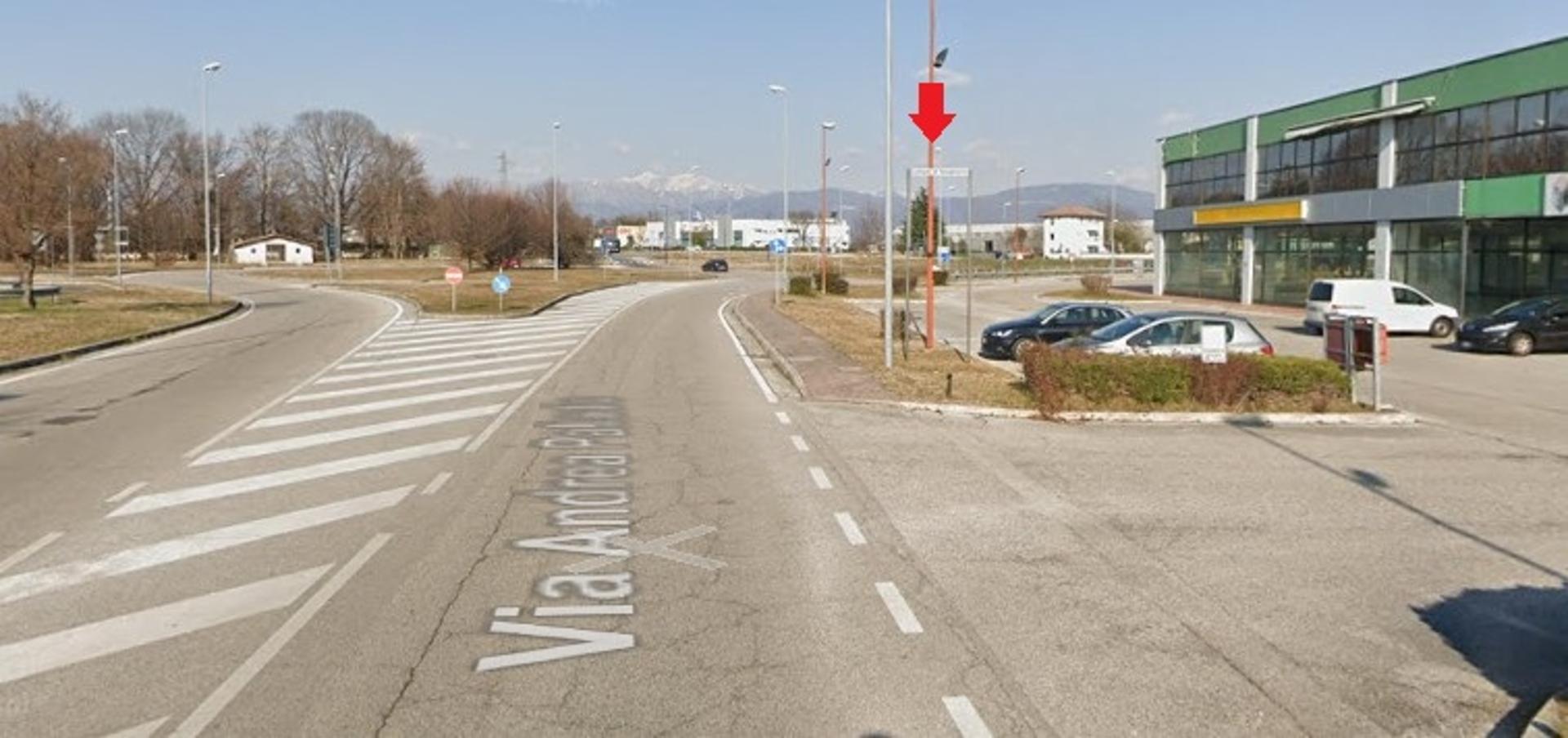 Impianto FRECCE / PREINSEGNE a Tavagnacco, in zona EuroSpin
