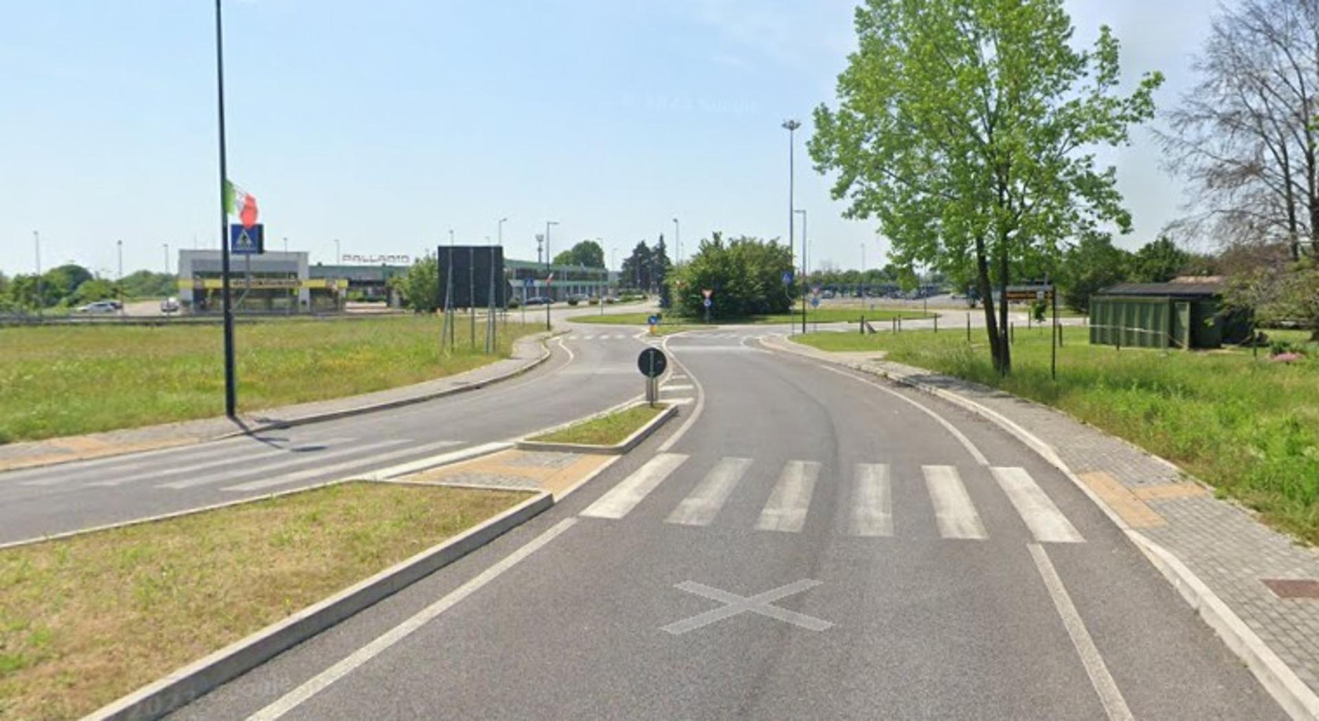 Impianto FRECCE / PREINSEGNE a Tavagnacco, in zona McDonald's