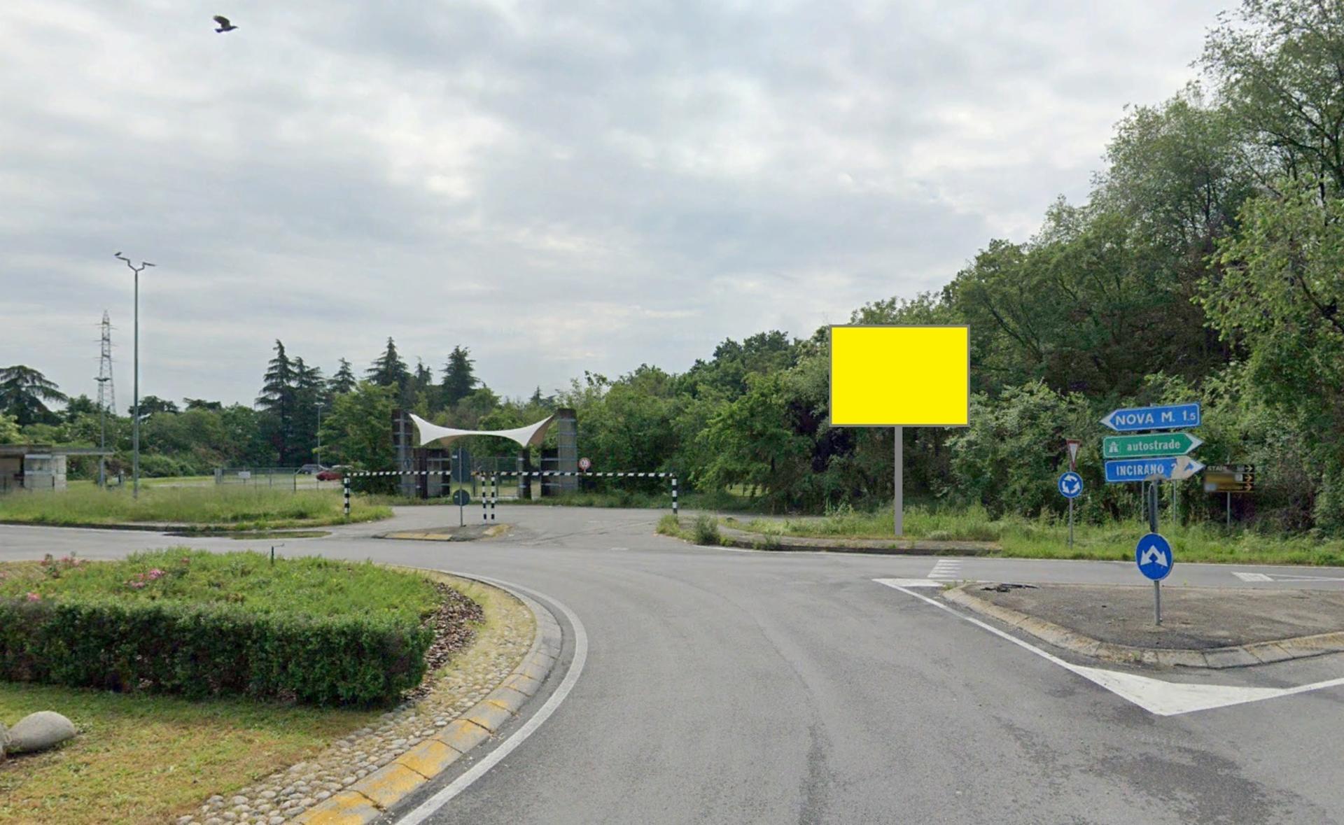 Impianto POSTER a Paderno Dugnano, in zona Piazza Italia