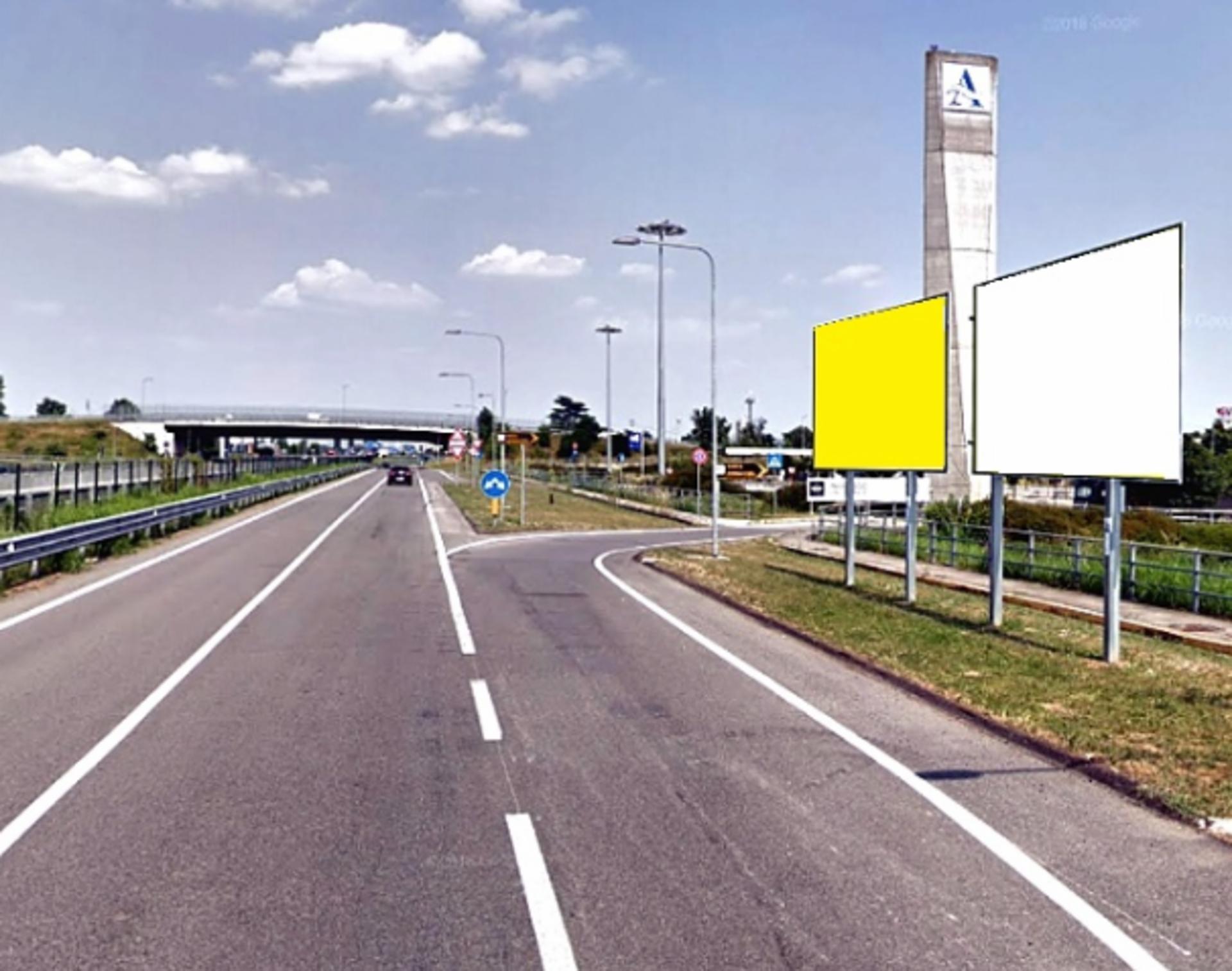 Impianto 6 X 3 a Vignate, in zona Original Marines