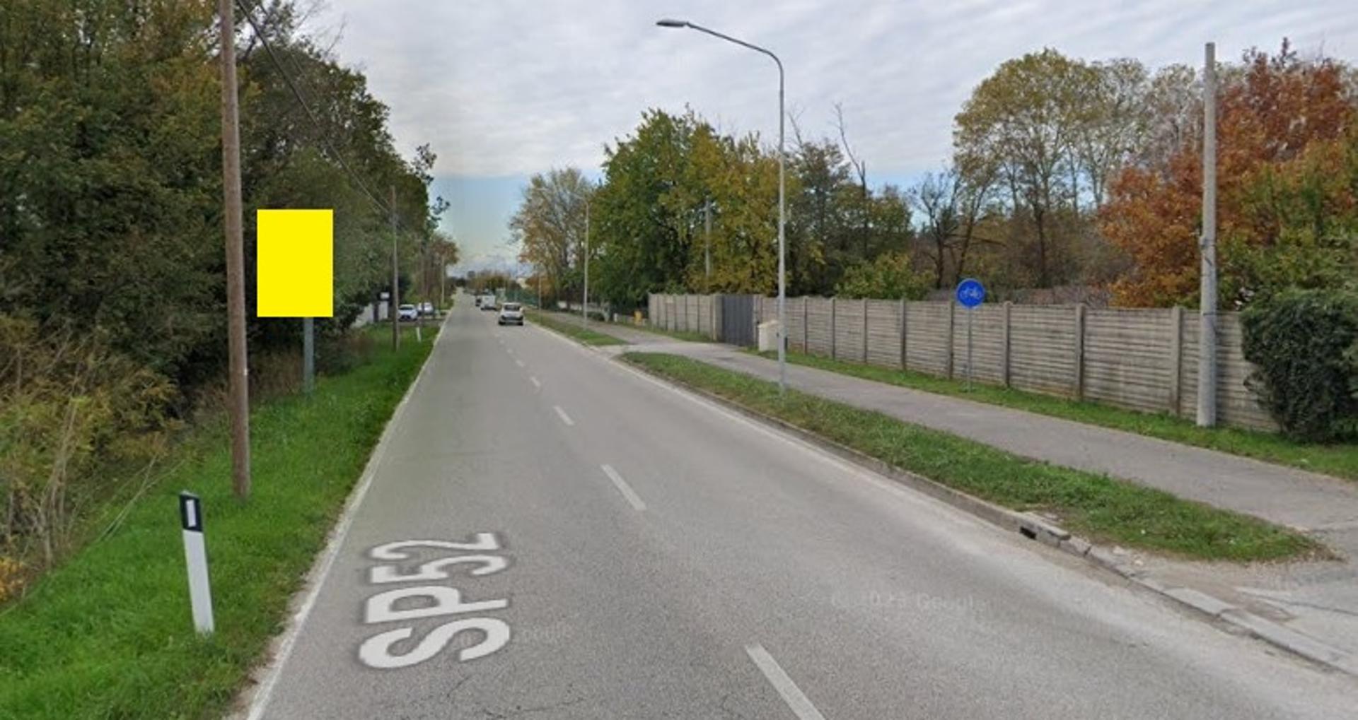 Impianto CARTELLONISTICA a Pasian di Prato, in zona Beauty Charme Estetica