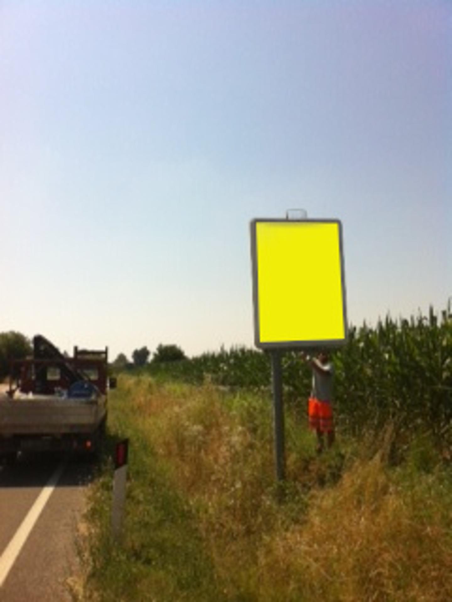 Impianto CARTELLONISTICA a Martignacco, in zona Mega Sport-Bike-Outdoor Intersport