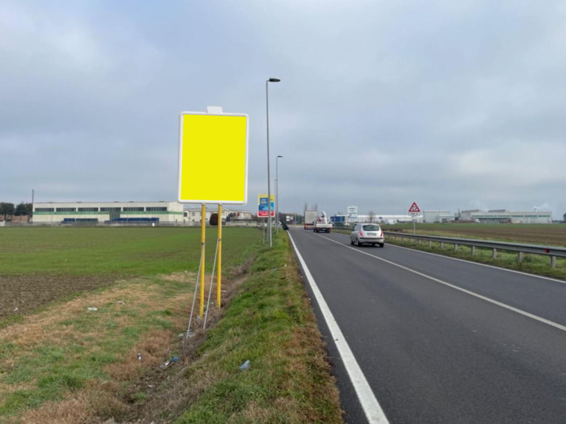 Impianto CARTELLONISTICA a Argenta, in zona Ipercoop