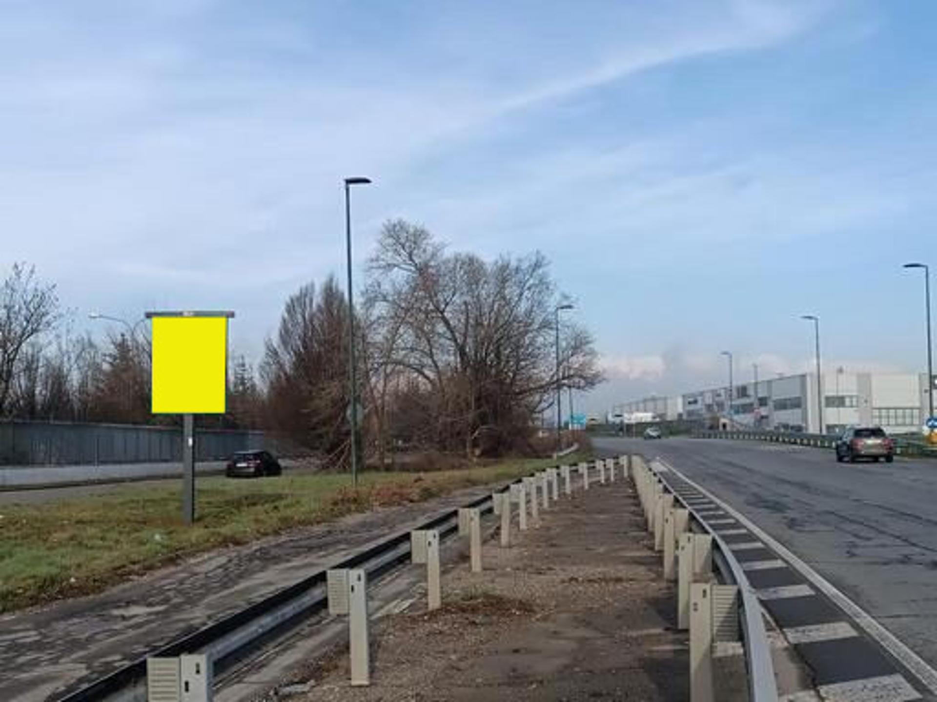 Impianto a C.SO ORBASSANO LATO MOTORIZZAZIONE  9 MT PRIMA PALO LUCE XB11 DIR. BEINASCO  Torino
