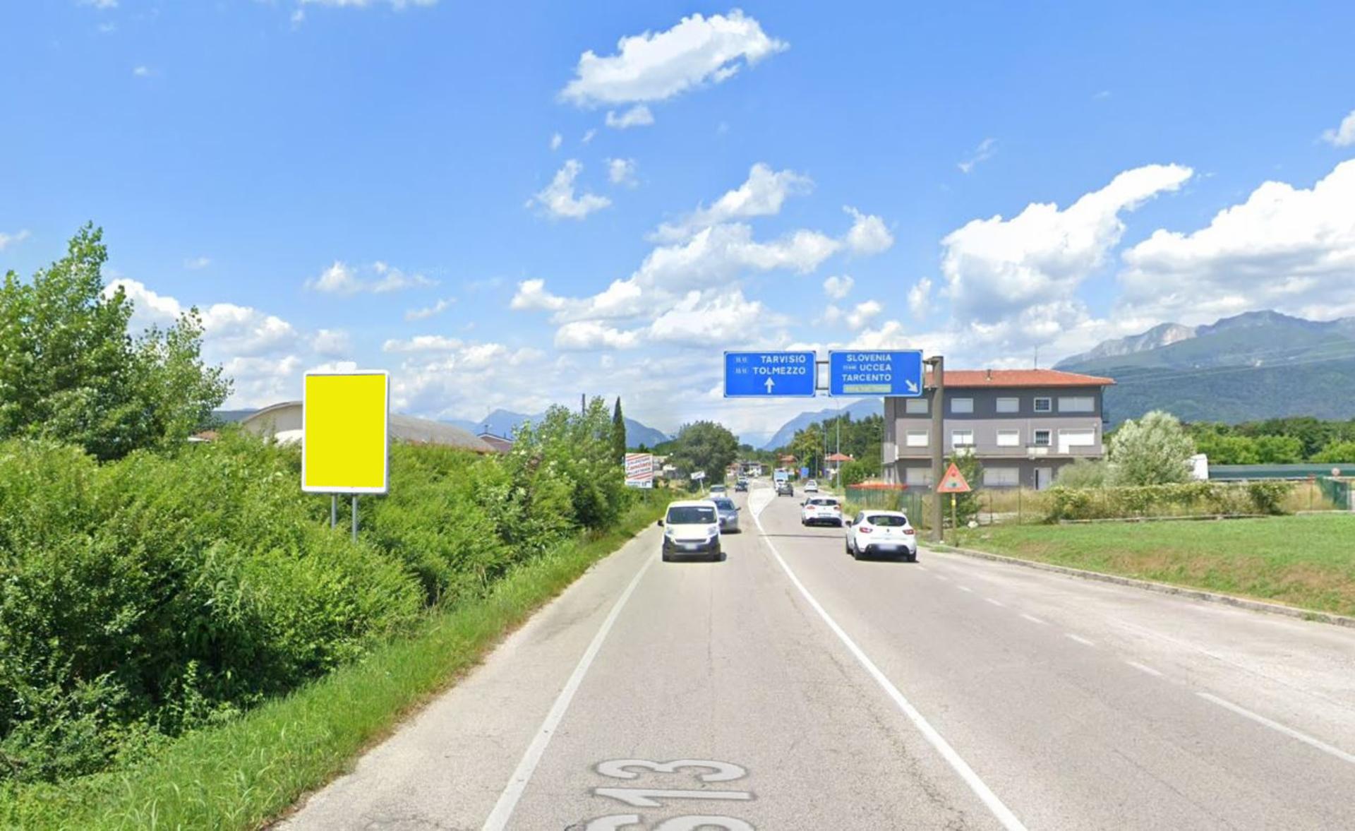 Impianto CARTELLONISTICA a Cassacco, in zona Centro commerciale Alpe Adria