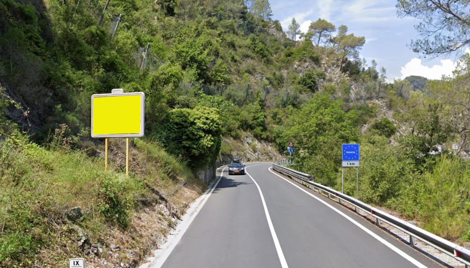 Impianto CARTELLONISTICA a Olivetta San Michele, in zona Chiesa di Sant'Agostino