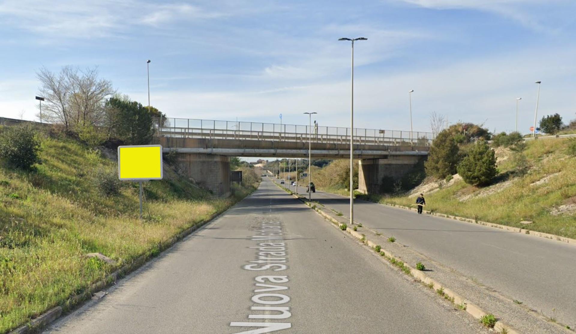 Impianto CARTELLONISTICA a Civitavecchia, in zona Navy Bar