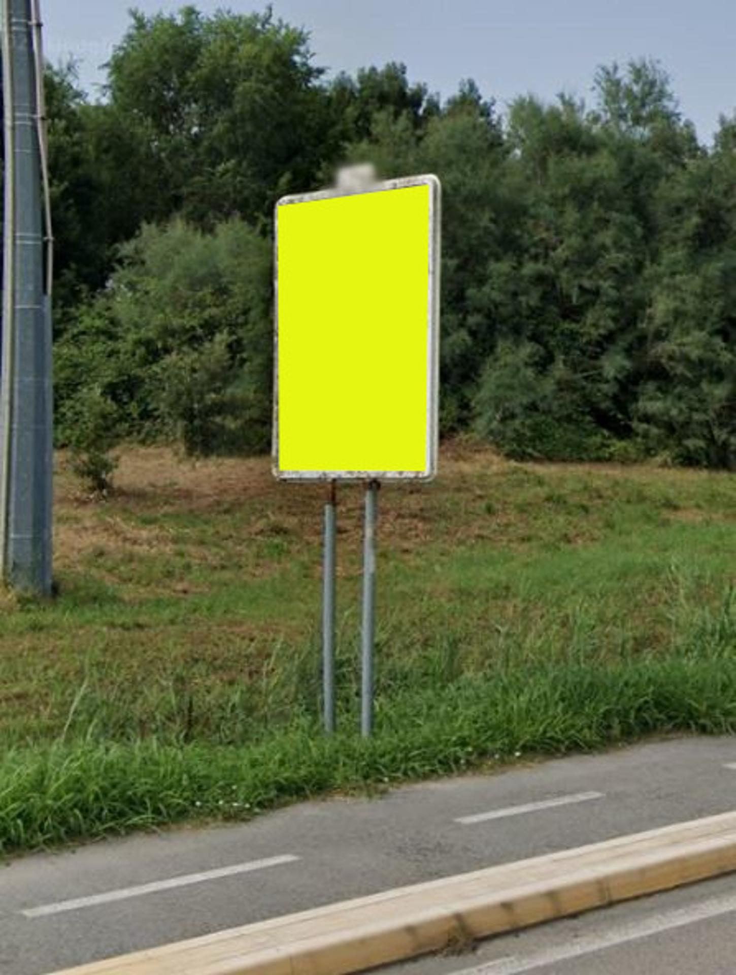 Impianto CARTELLONISTICA a Eraclea, in zona Costantin