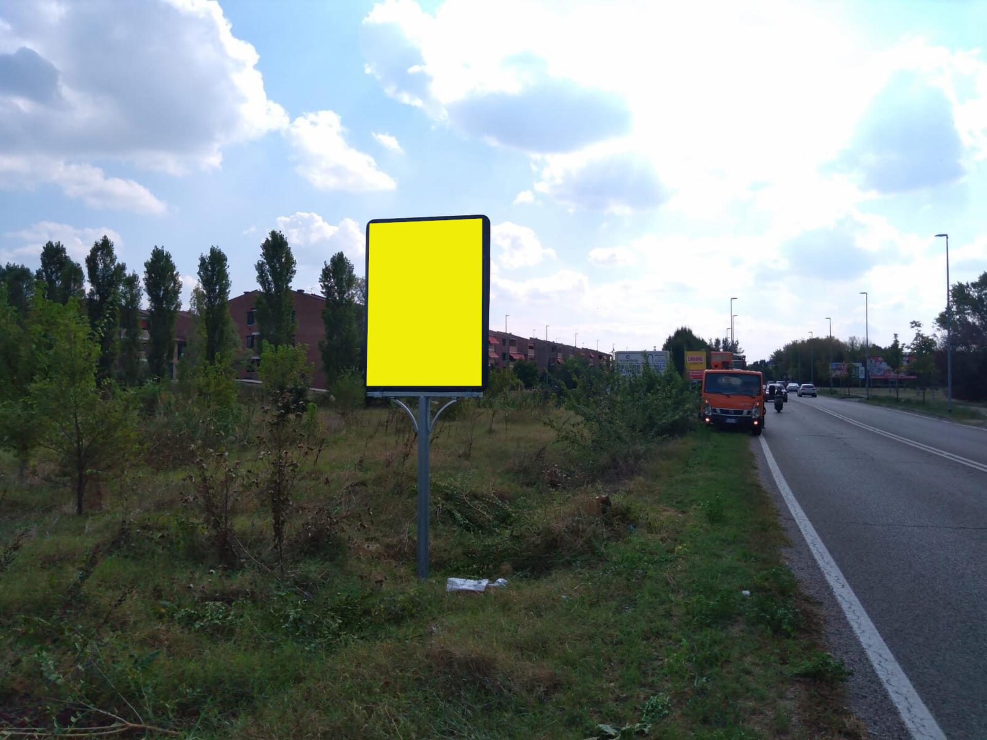 Impianto CARTELLONISTICA a Ferrara, in zona Ipercoop