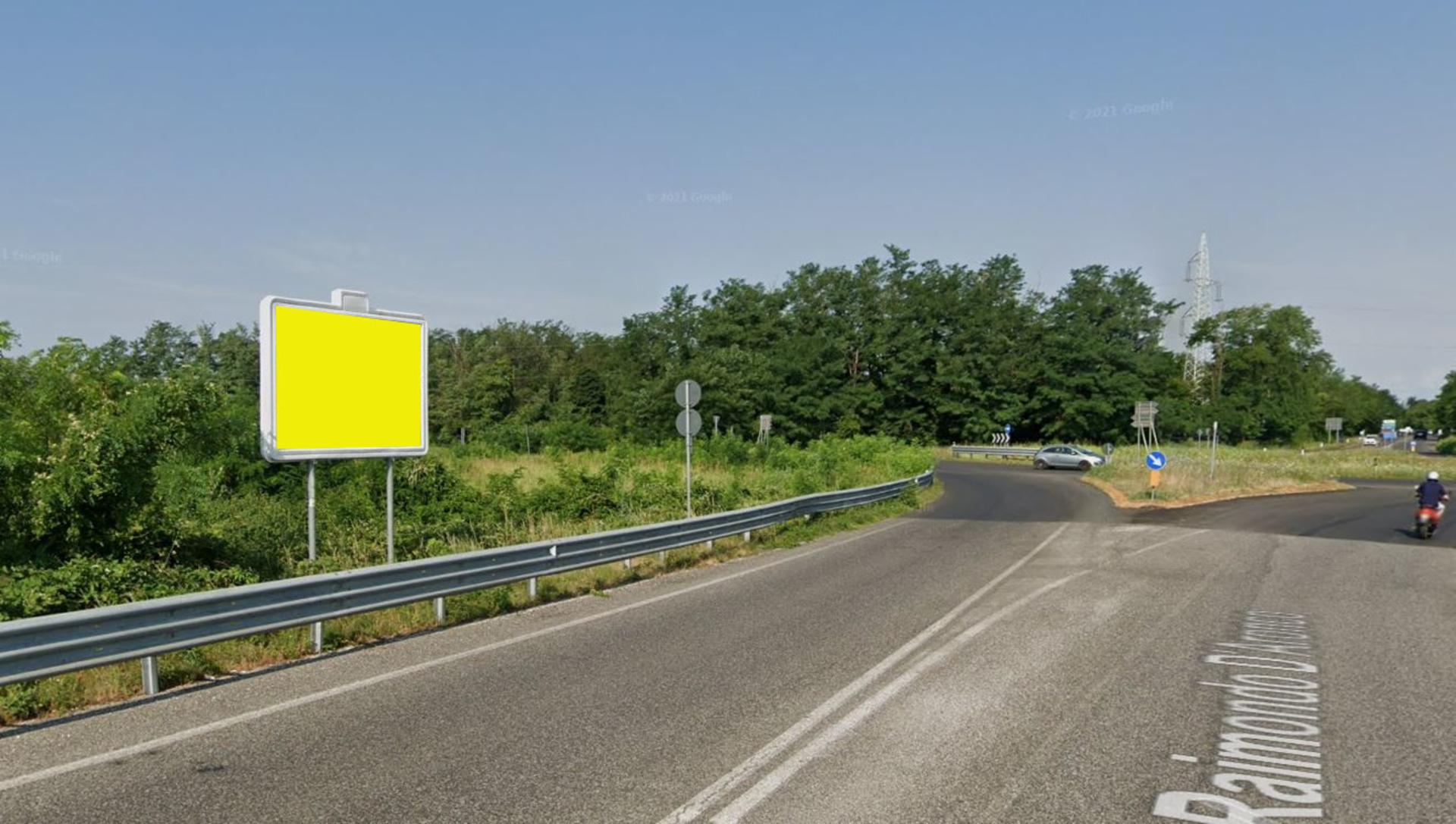Impianto CARTELLONISTICA a Martignacco, in zona Conad