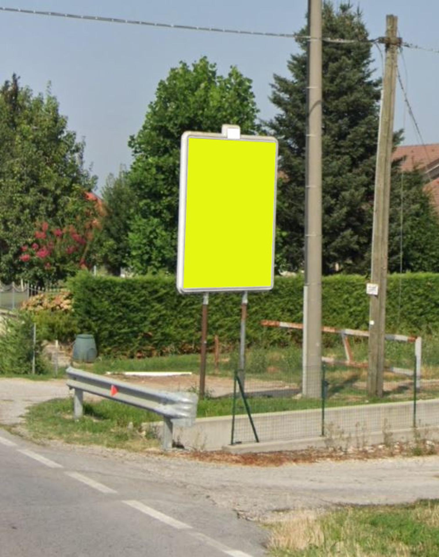 Impianto a PROVINCIALE 25 Km 5+930 DX  Cuneo