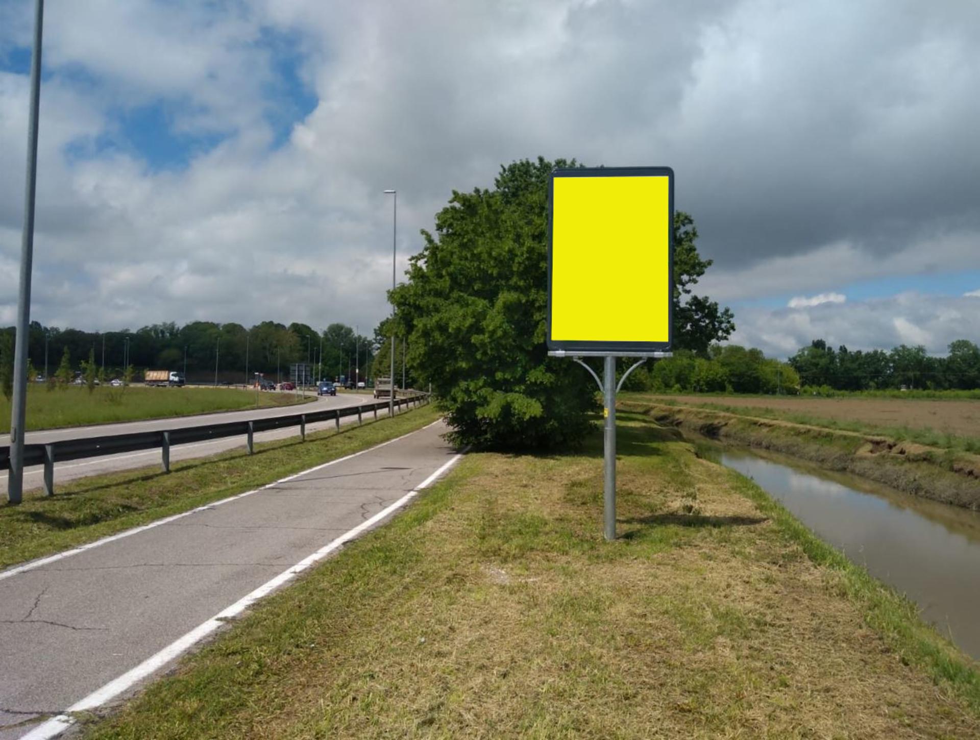 Impianto a VIA PANNONIUS LATO DX DIREZ CENTRO  VIA PANNONIUS LATO DX DIREZ CENTRO  Ferrara