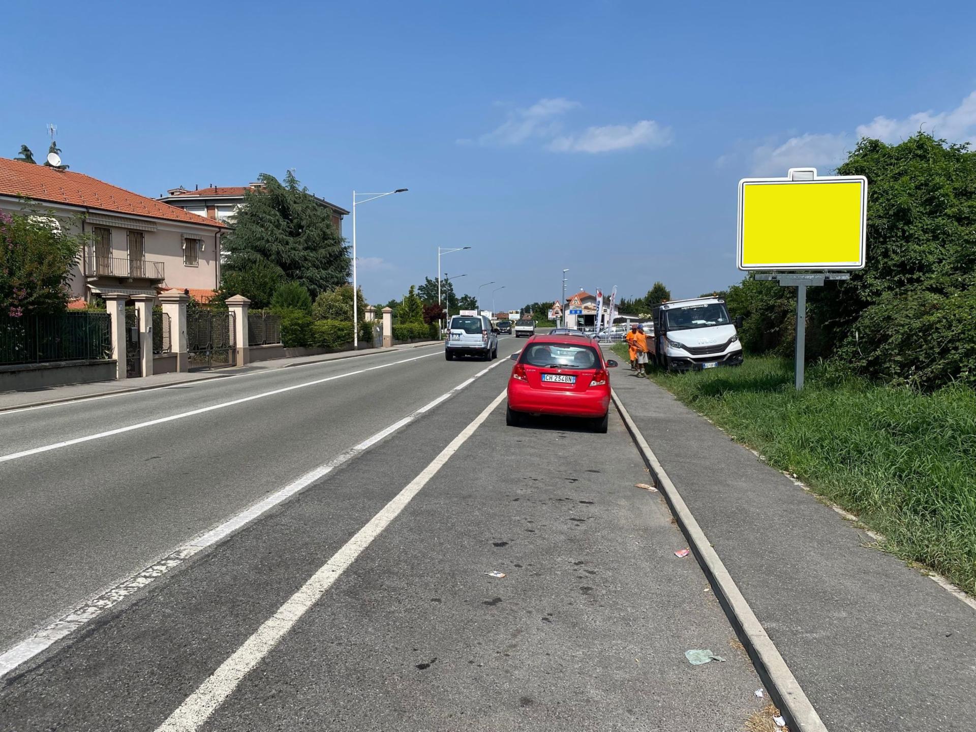 Impianto CARTELLONISTICA a Saluzzo, in zona Ristorante Pizzeria Il Basilico