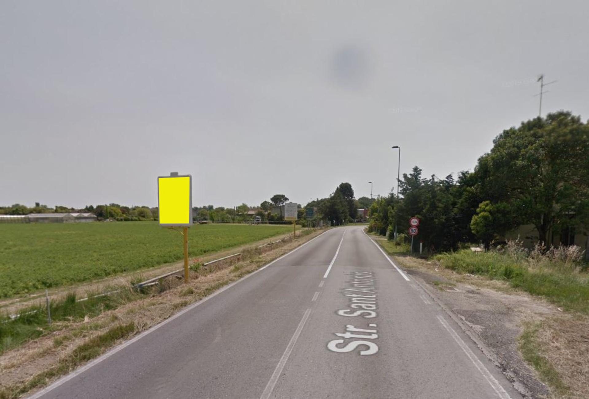 Impianto CARTELLONISTICA a Argenta, in zona Ipercoop