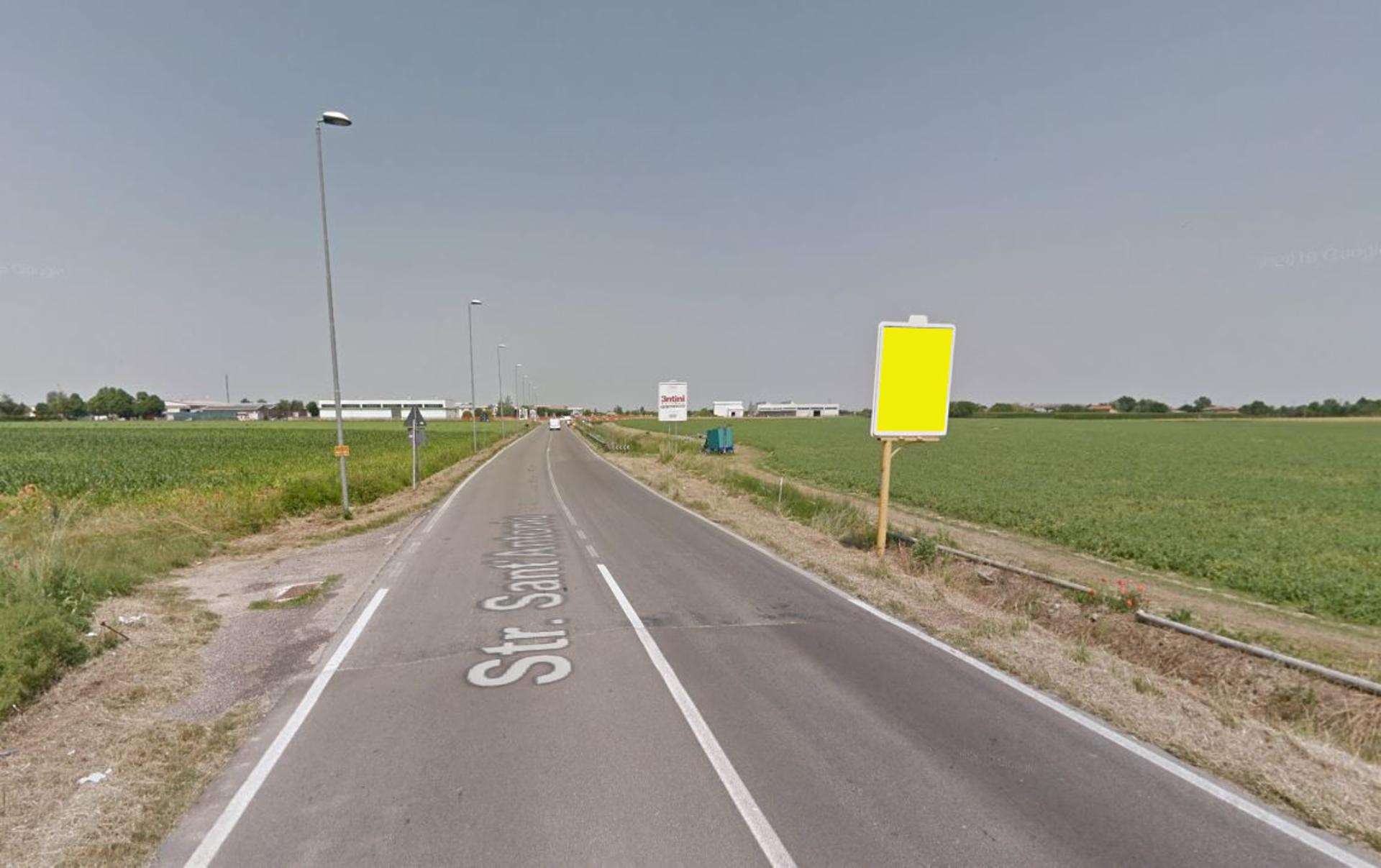 Impianto CARTELLONISTICA a Argenta, in zona Ipercoop