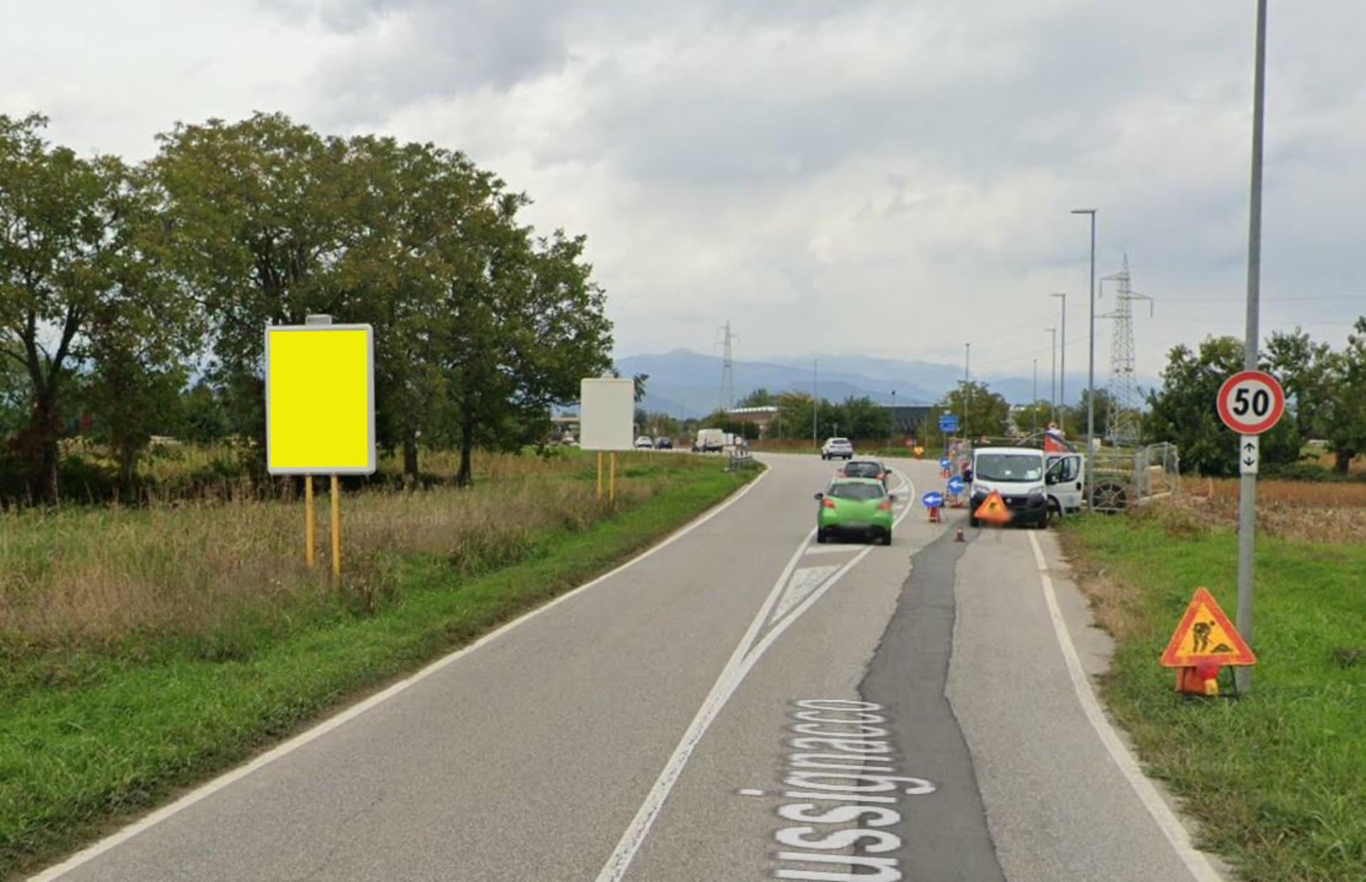 Impianto CARTELLONISTICA a Pradamano, in zona IperTosano