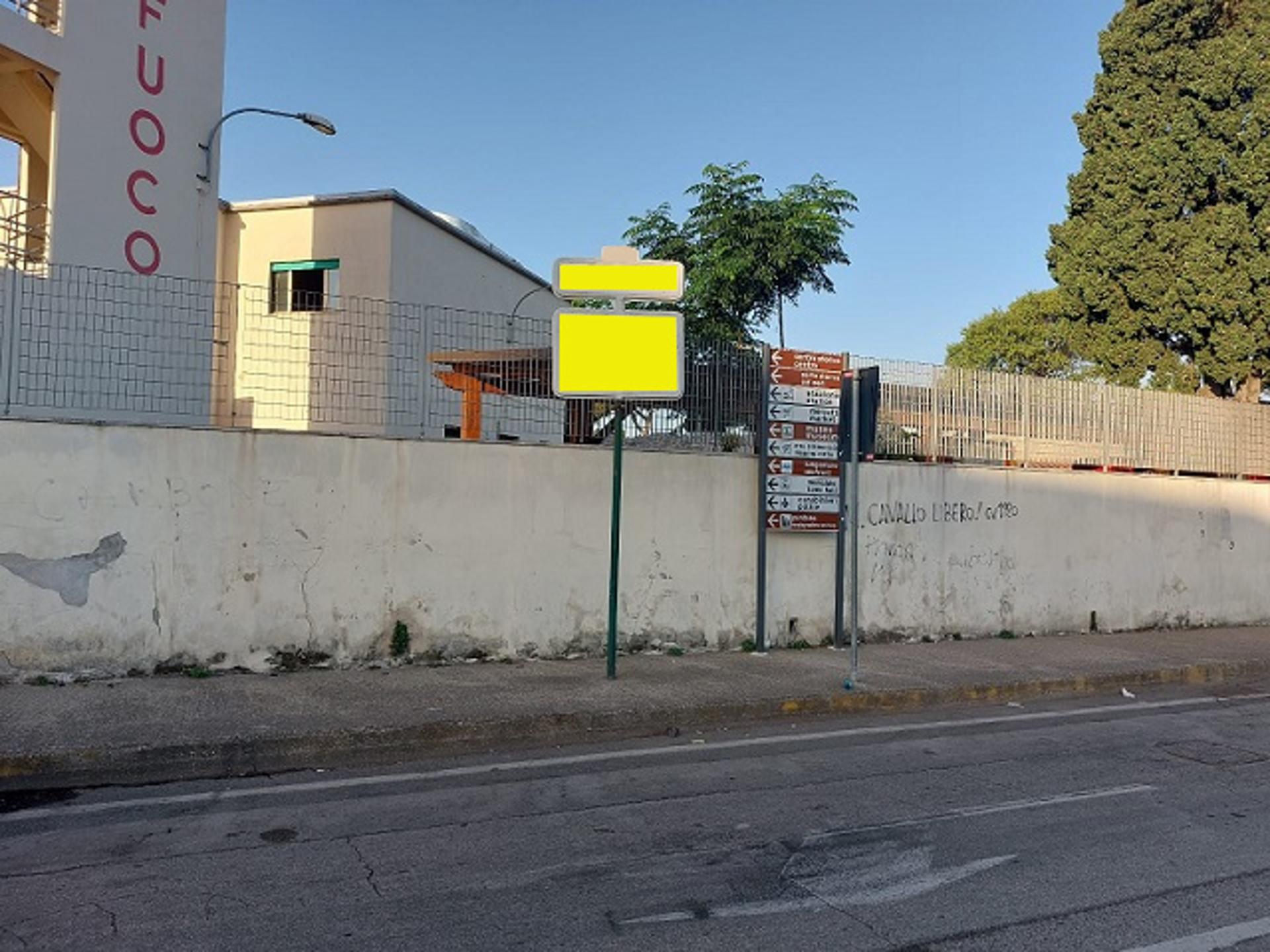 Impianto CARTELLONISTICA a Civitavecchia, in zona la vela d'oro
