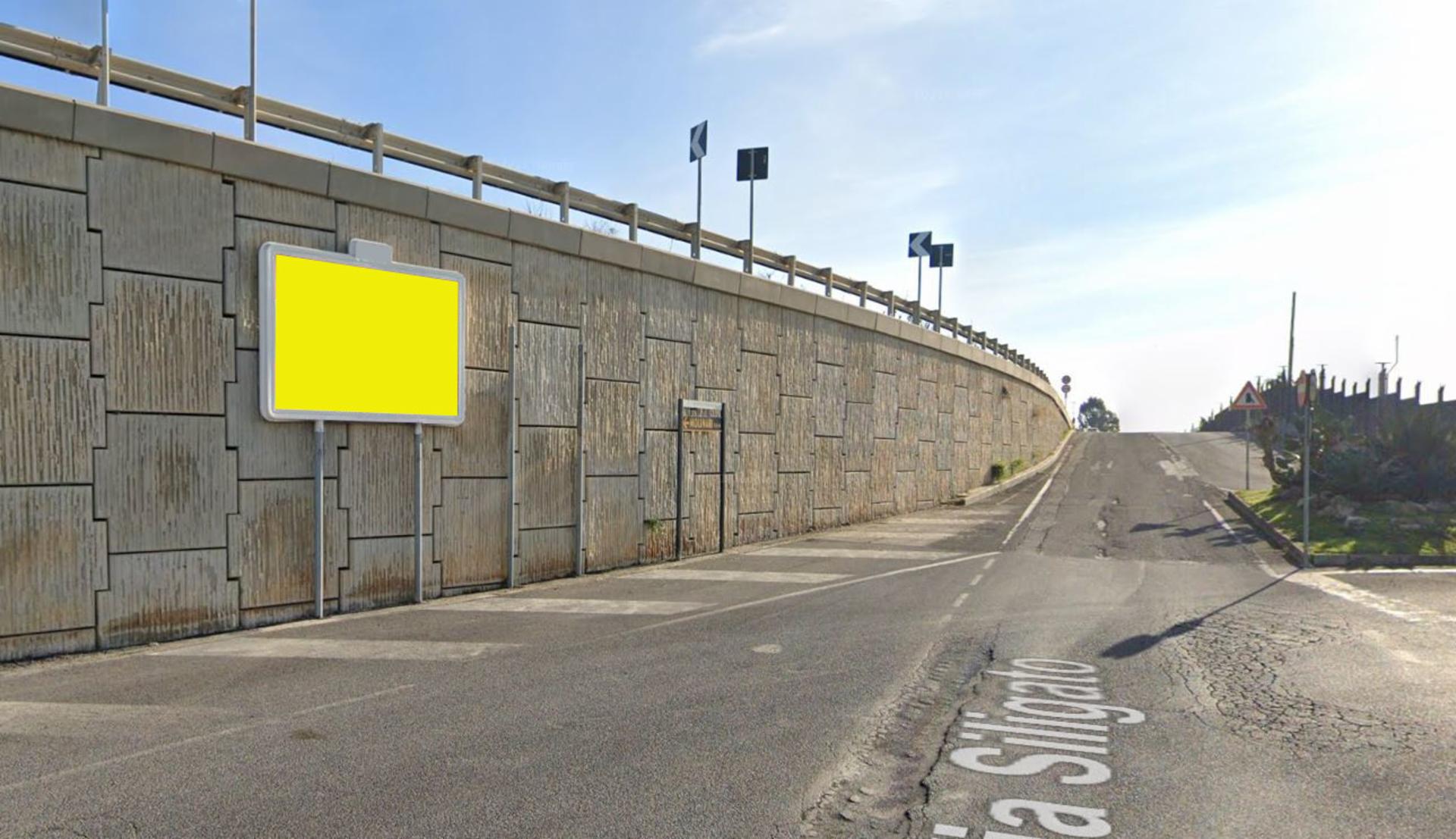 Impianto a STRADA USCITA TRAFFICO COMMERCIALE  RIDOSSO MURO  Civitavecchia