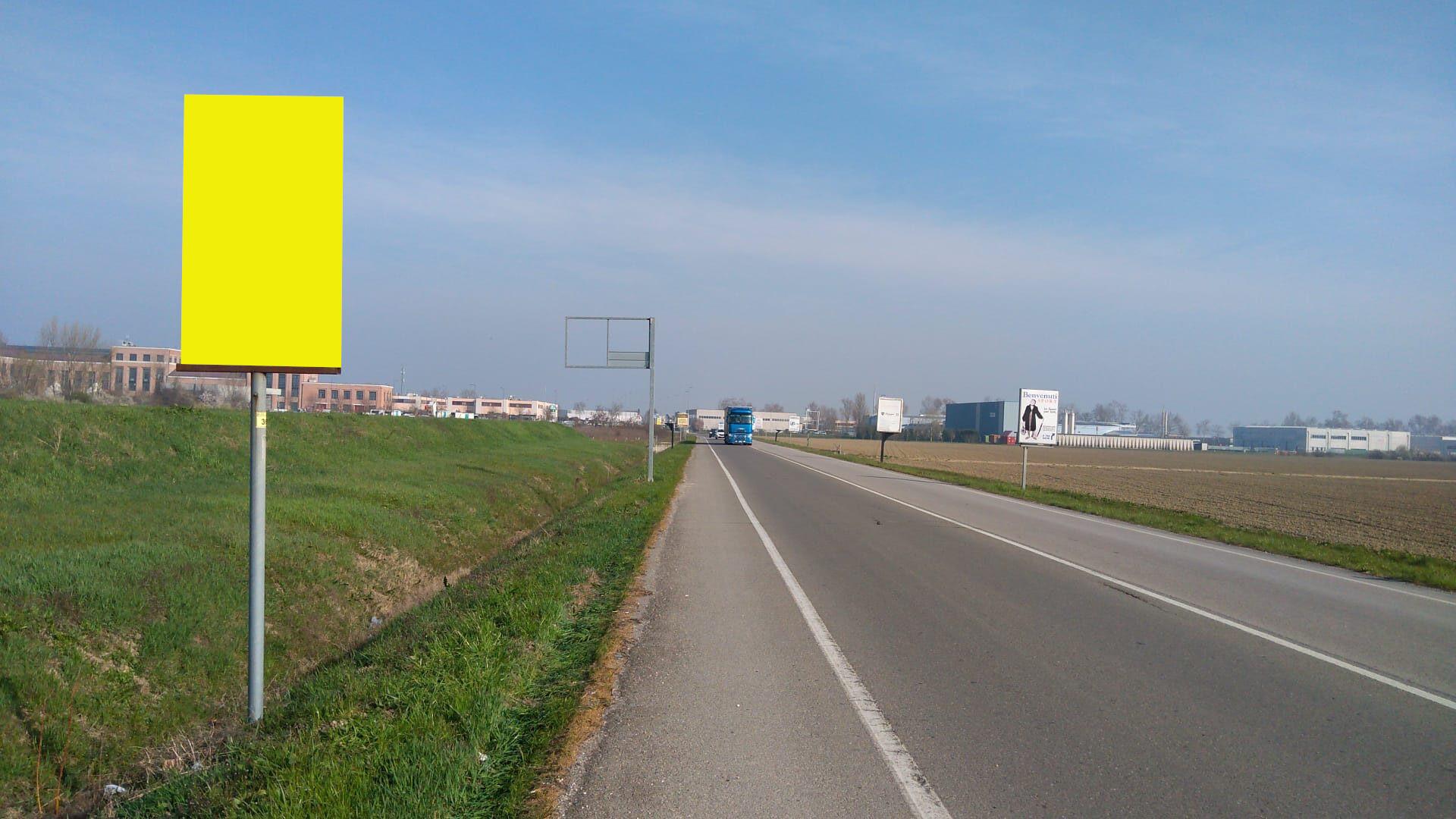 Impianto CARTELLONISTICA a Mirandola, in zona Palazzetto dello Sport 