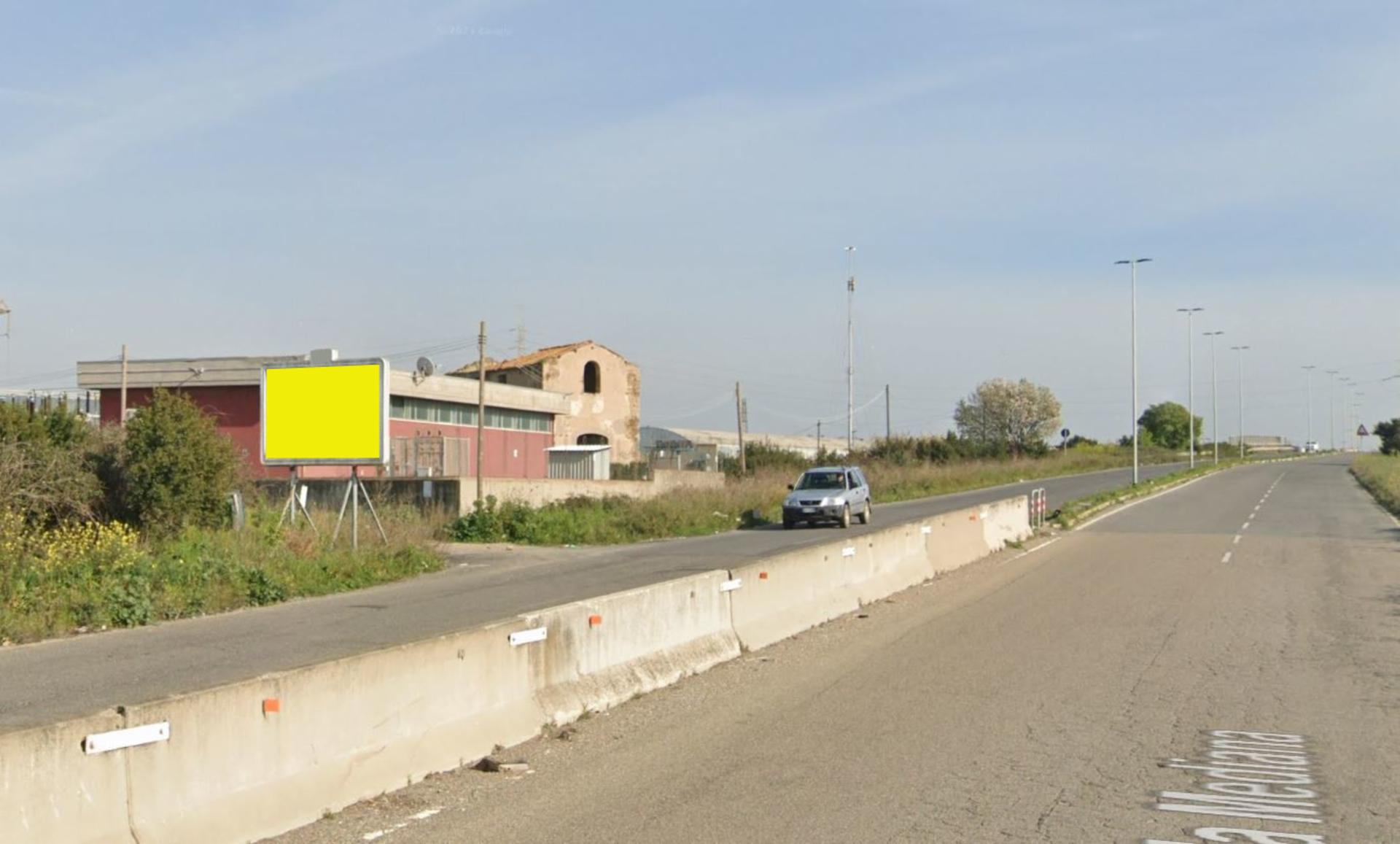 Impianto CARTELLONISTICA a Civitavecchia, in zona Maury's Maxistore