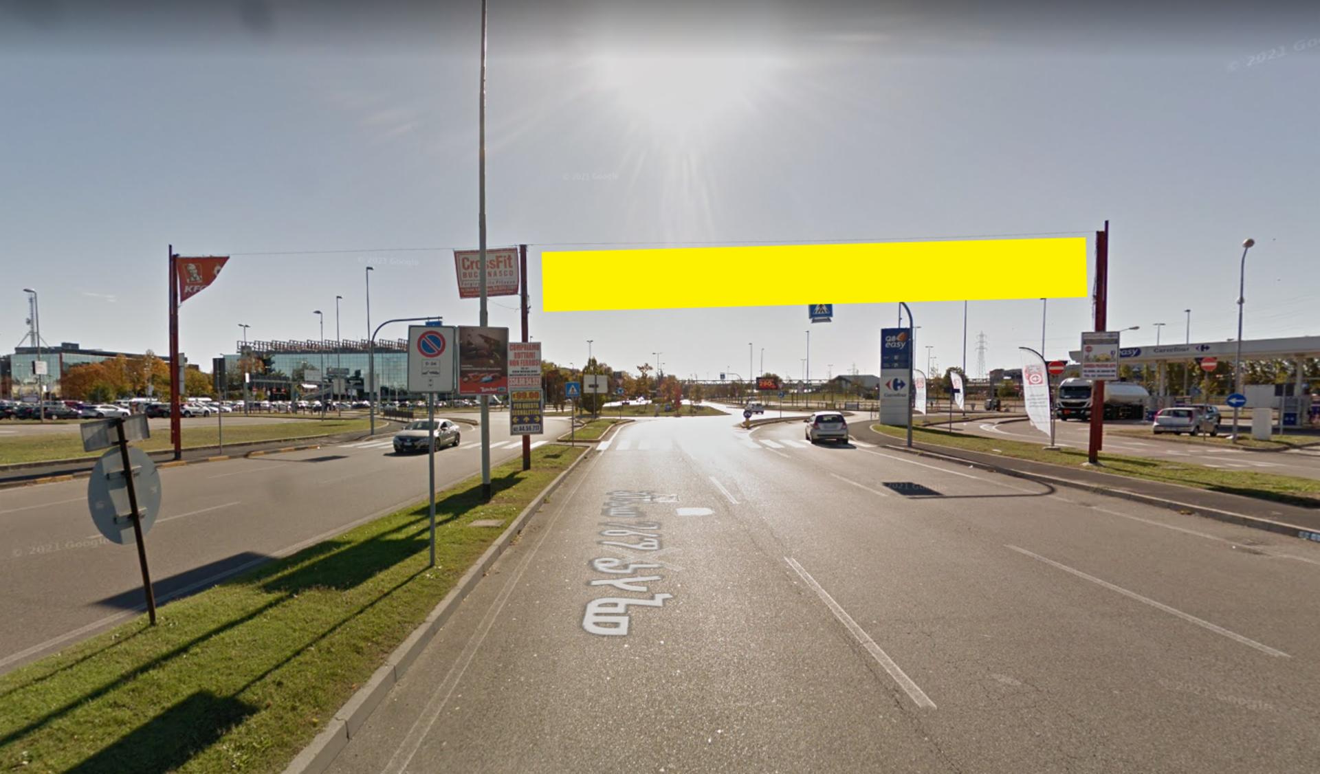 Impianto STRISCIONE a Assago, in zona KFC