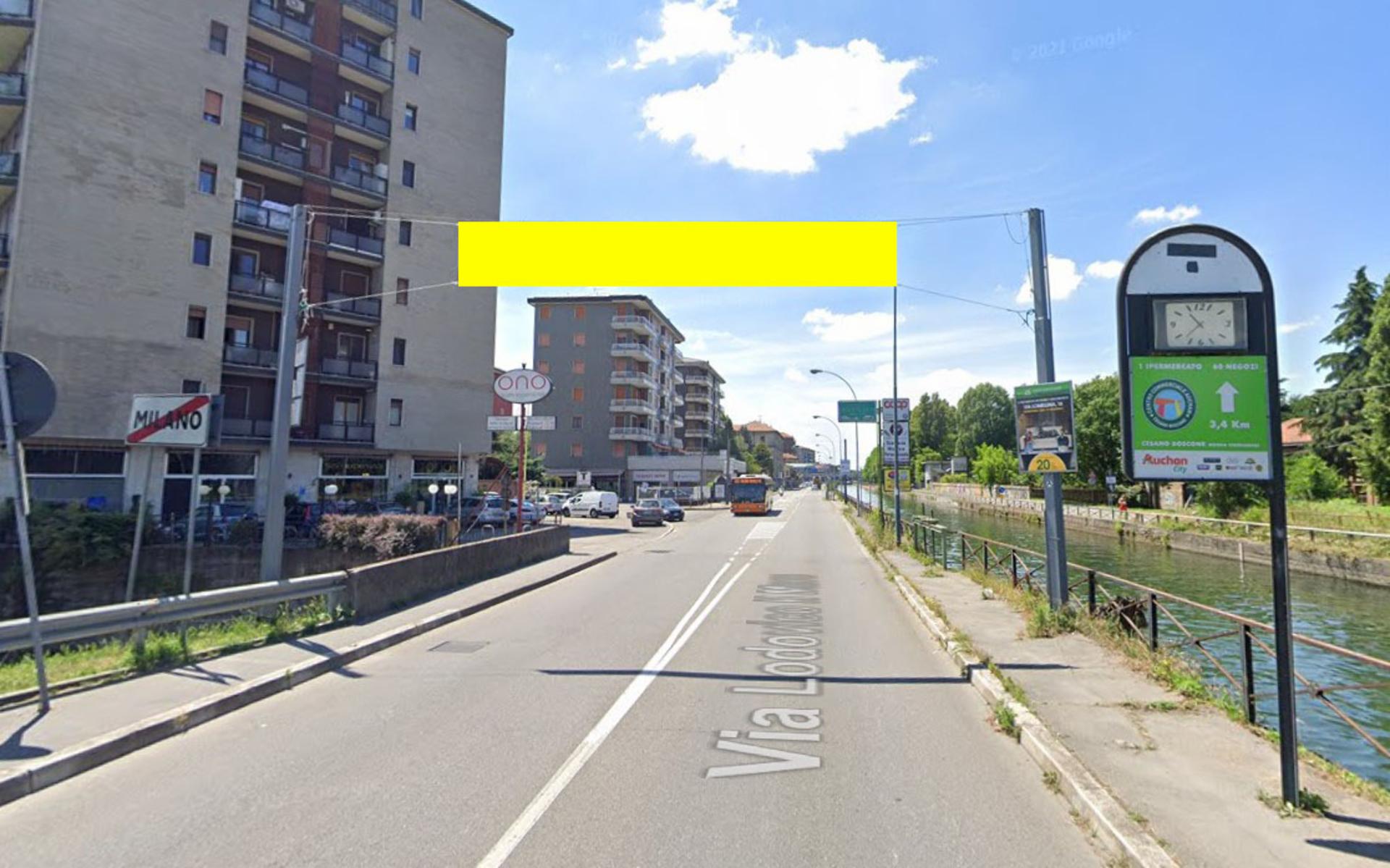 Impianto STRISCIONE a Buccinasco, in zona ONO Sushi Experience