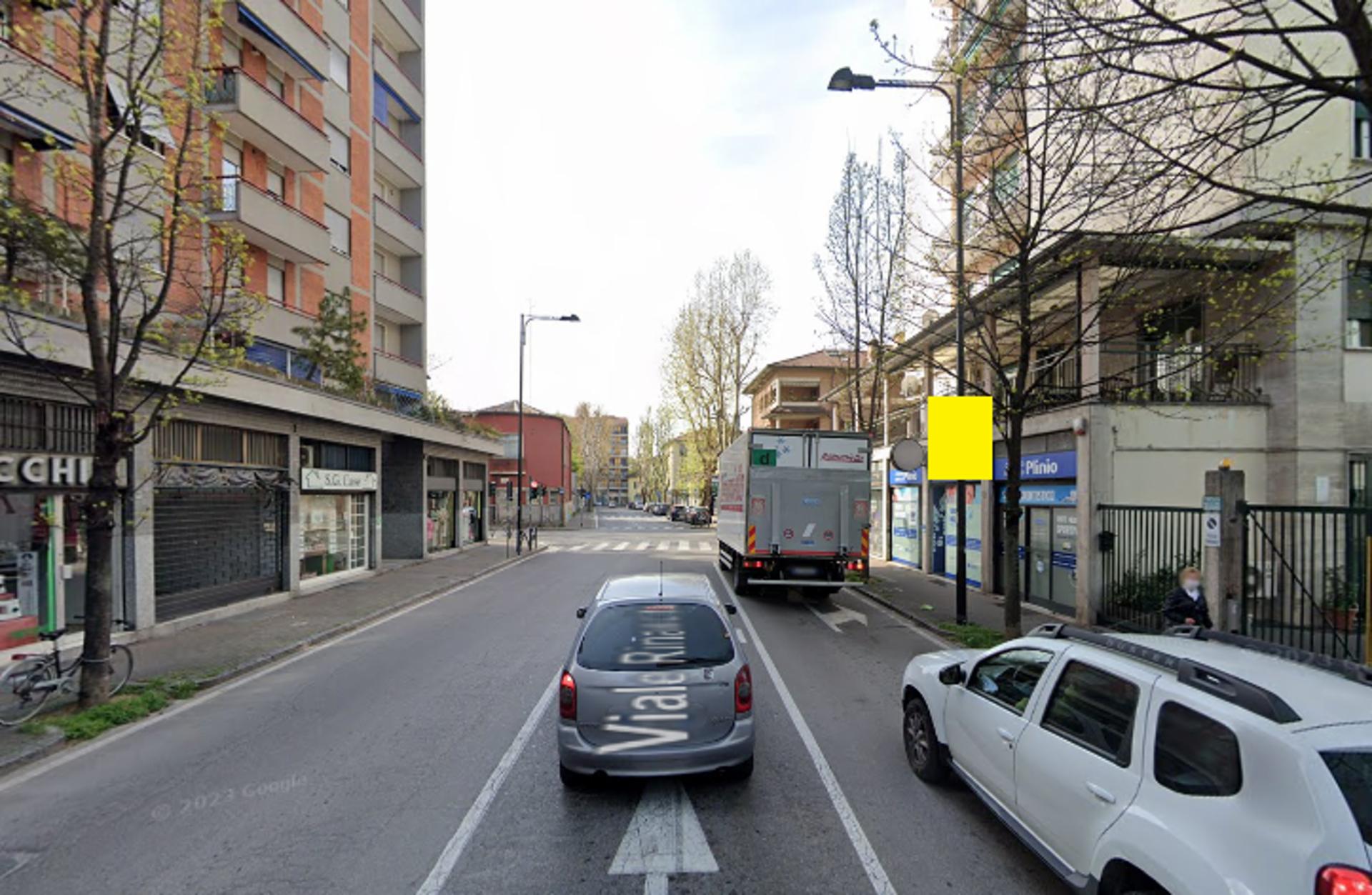 Impianto POLE MEDIA a Cinisello Balsamo, in zona Master di Lavezzari E & c Sas