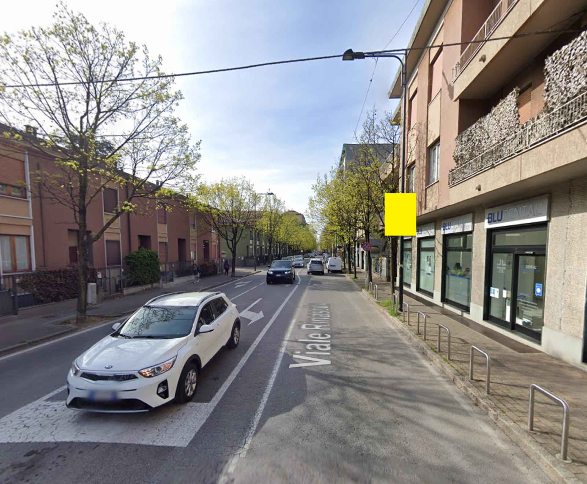 Impianto POLE MEDIA a Cinisello Balsamo, in zona Simoni Arredatori