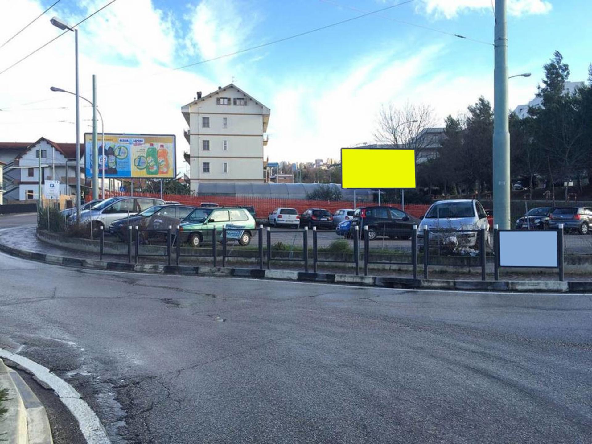 Impianto 6 X 3 a Chieti, in zona Caffe Mediterraneo
