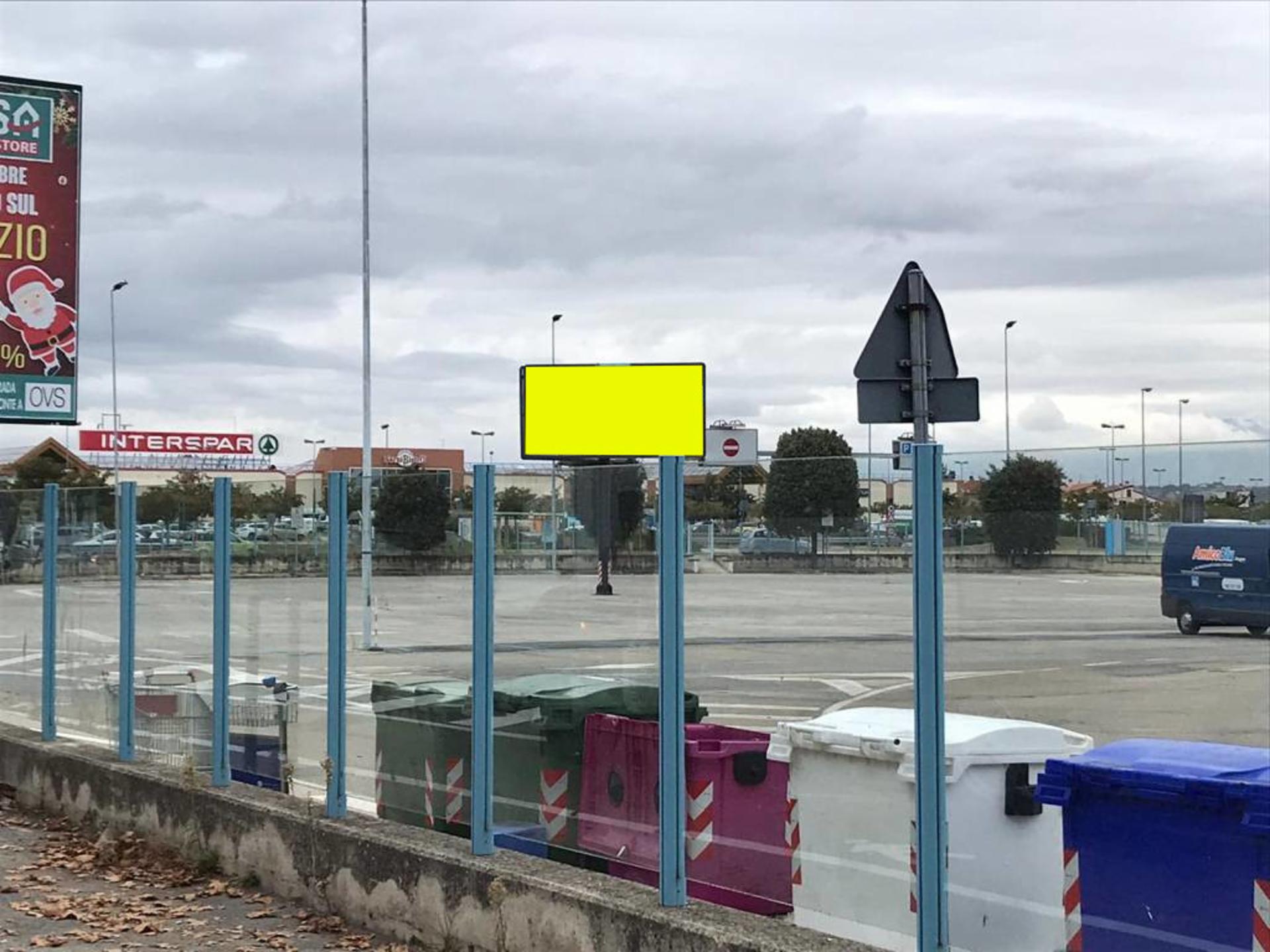 Impianto 6 X 3 a Pescara, in zona Sarni Oro