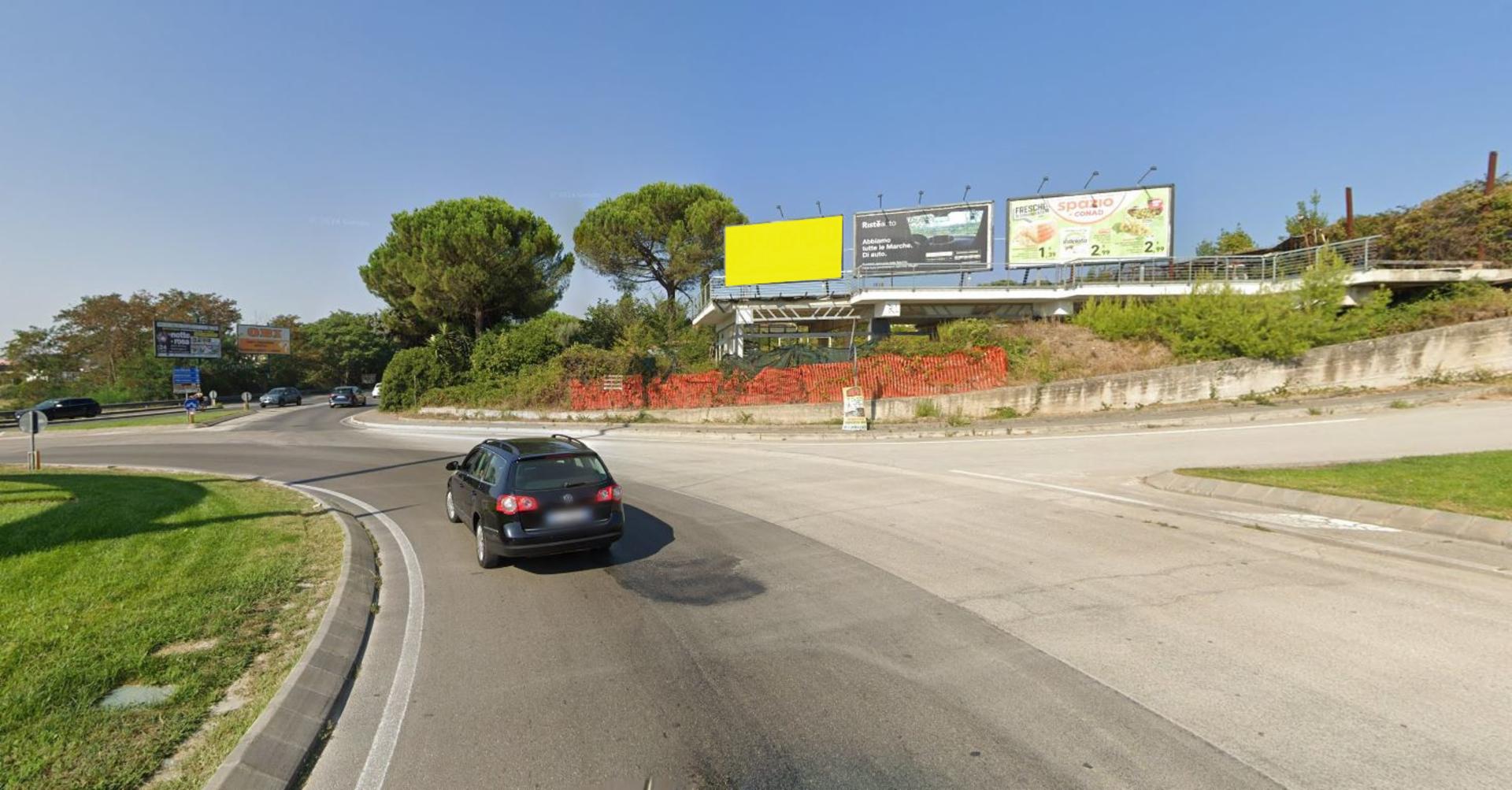 Impianto 6 X 3 a Civitanova Marche, in zona Shine