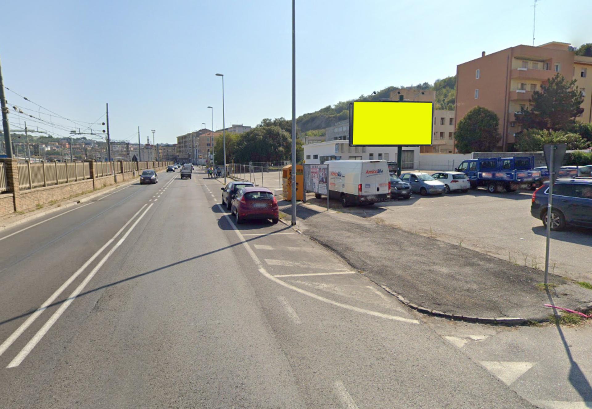 Impianto 6 X 3 a Ancona, in zona Trattoria dell'Antiquario