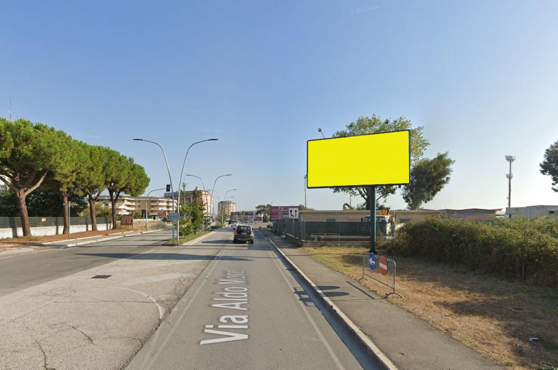 Impianto 6 X 3 a Civitanova Marche, in zona Sliced Pizza