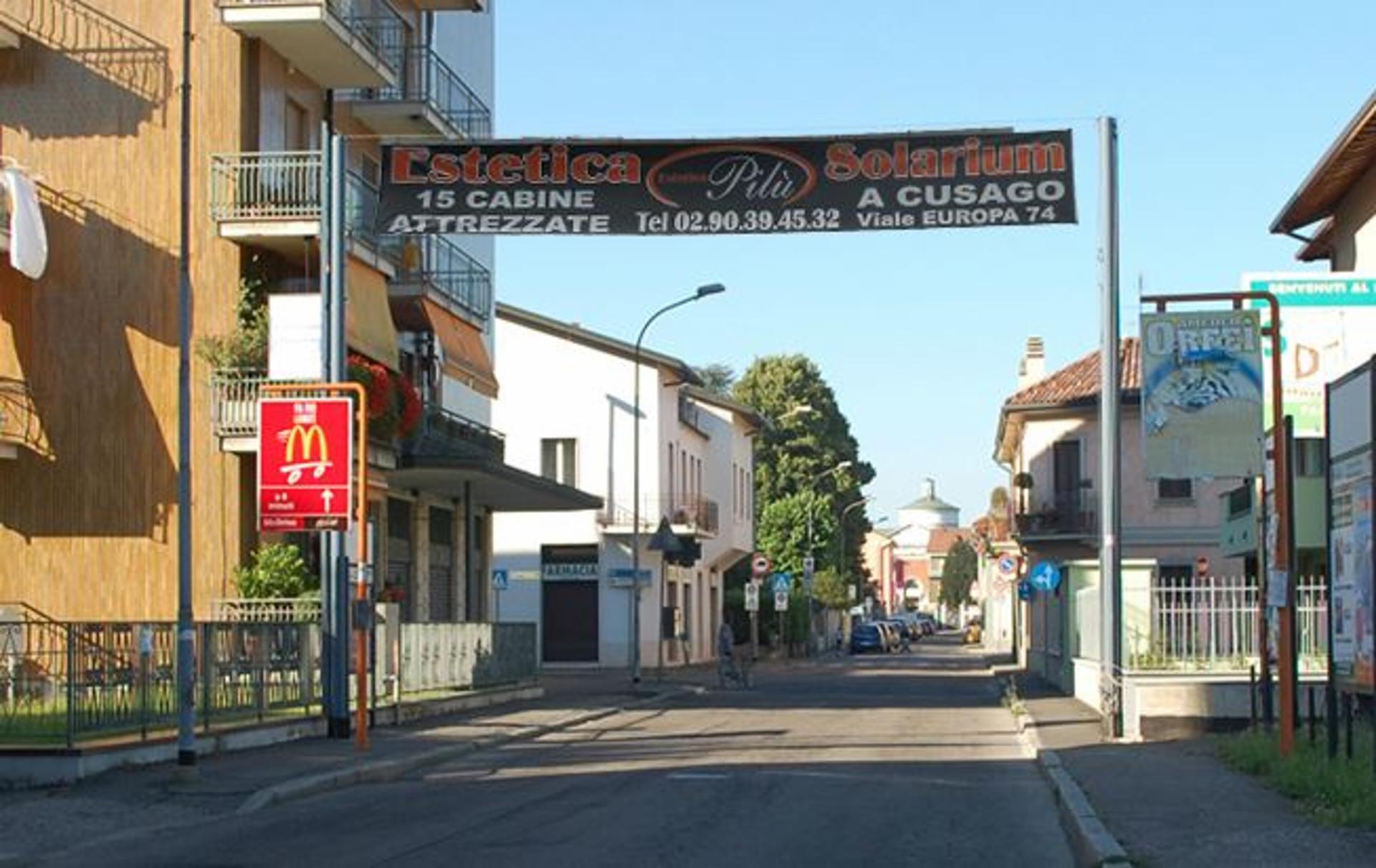 Impianto STRISCIONE a Lainate, in zona EuroSpin