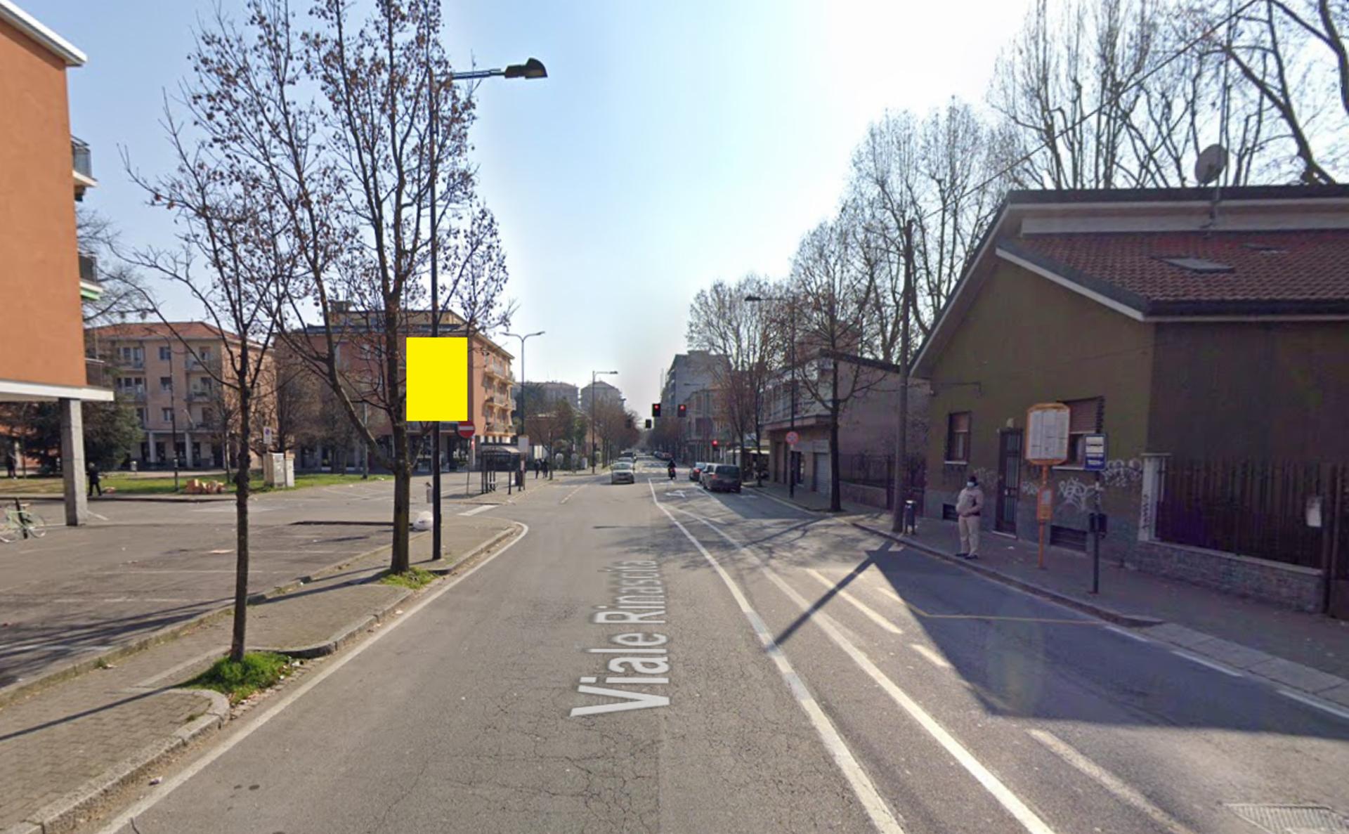 Impianto POLE MEDIA a Cinisello Balsamo, in zona Simoni Arredatori