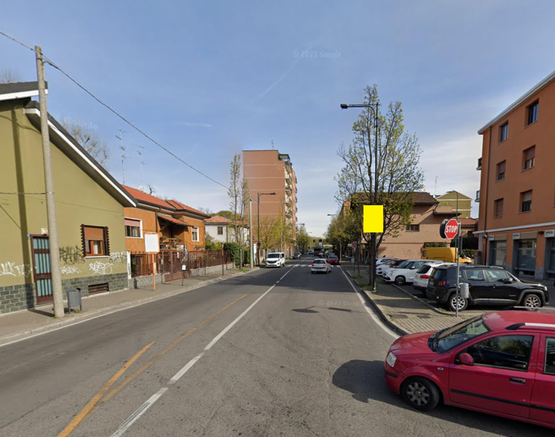Impianto POLE MEDIA a Cinisello Balsamo, in zona Simoni Arredatori