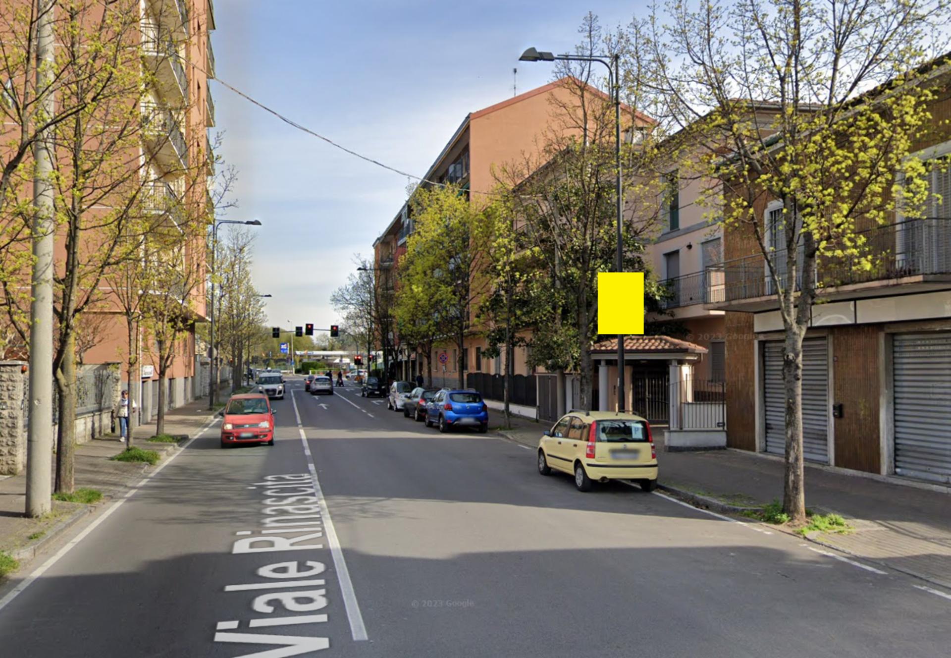 Impianto POLE MEDIA a Cinisello Balsamo, in zona Simoni Arredatori