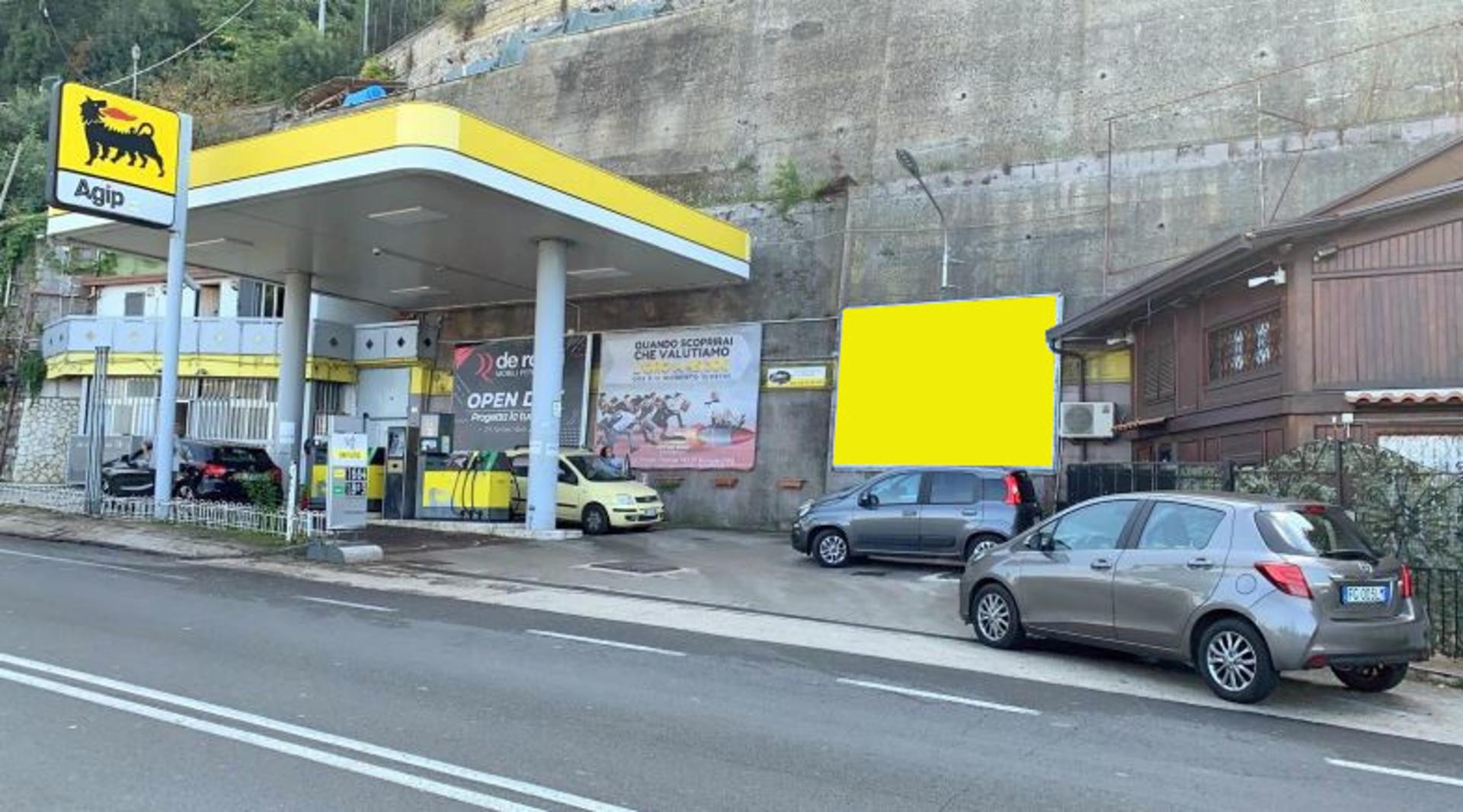 Impianto a STRADA 168 Panoramica DX Interno Distributore Agip 100 mt ingresso Galleria Sorrentina  Castellammare di Stabia
